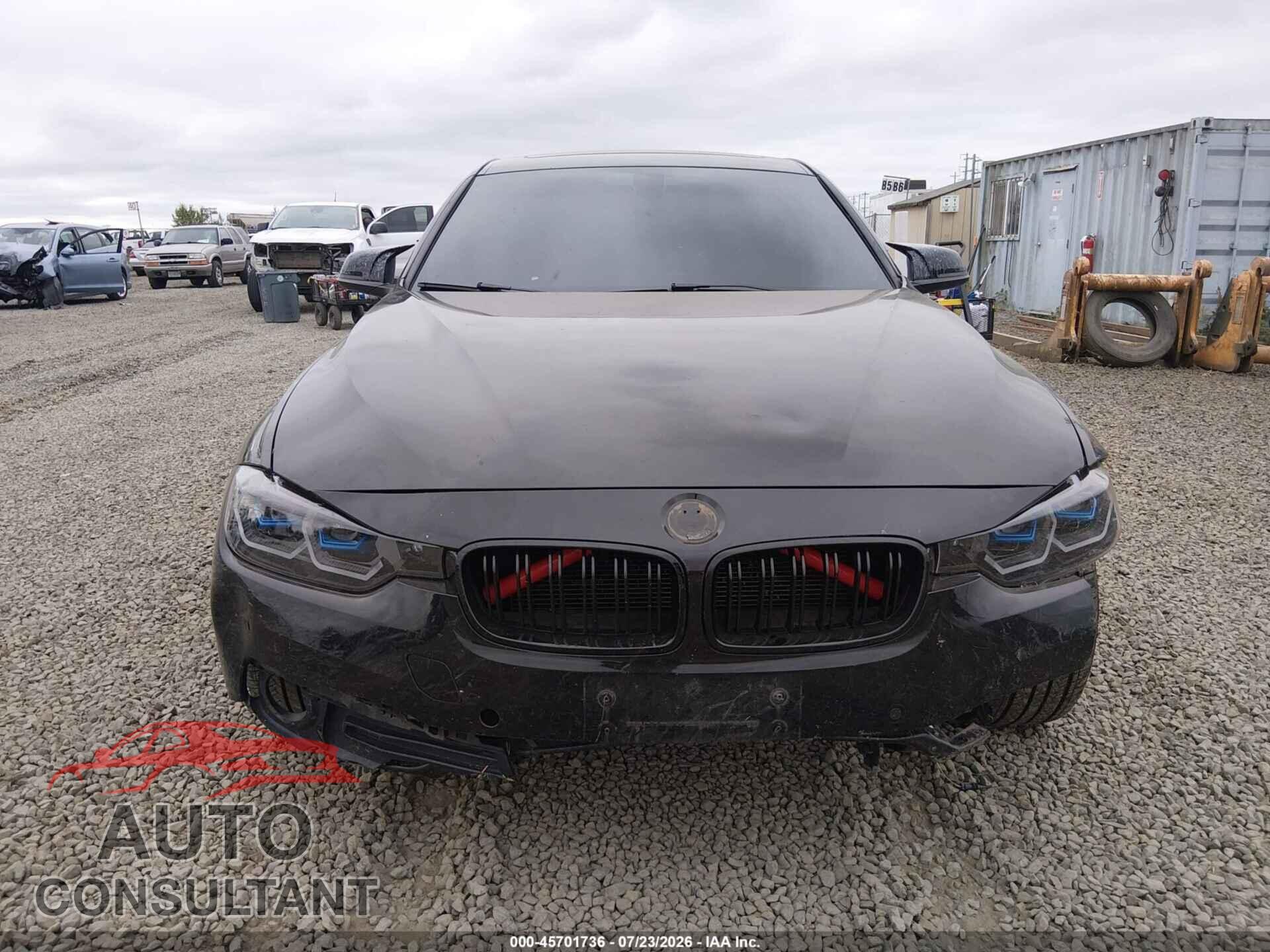 BMW 320I 2016 - WBA8E1G57GNU11739