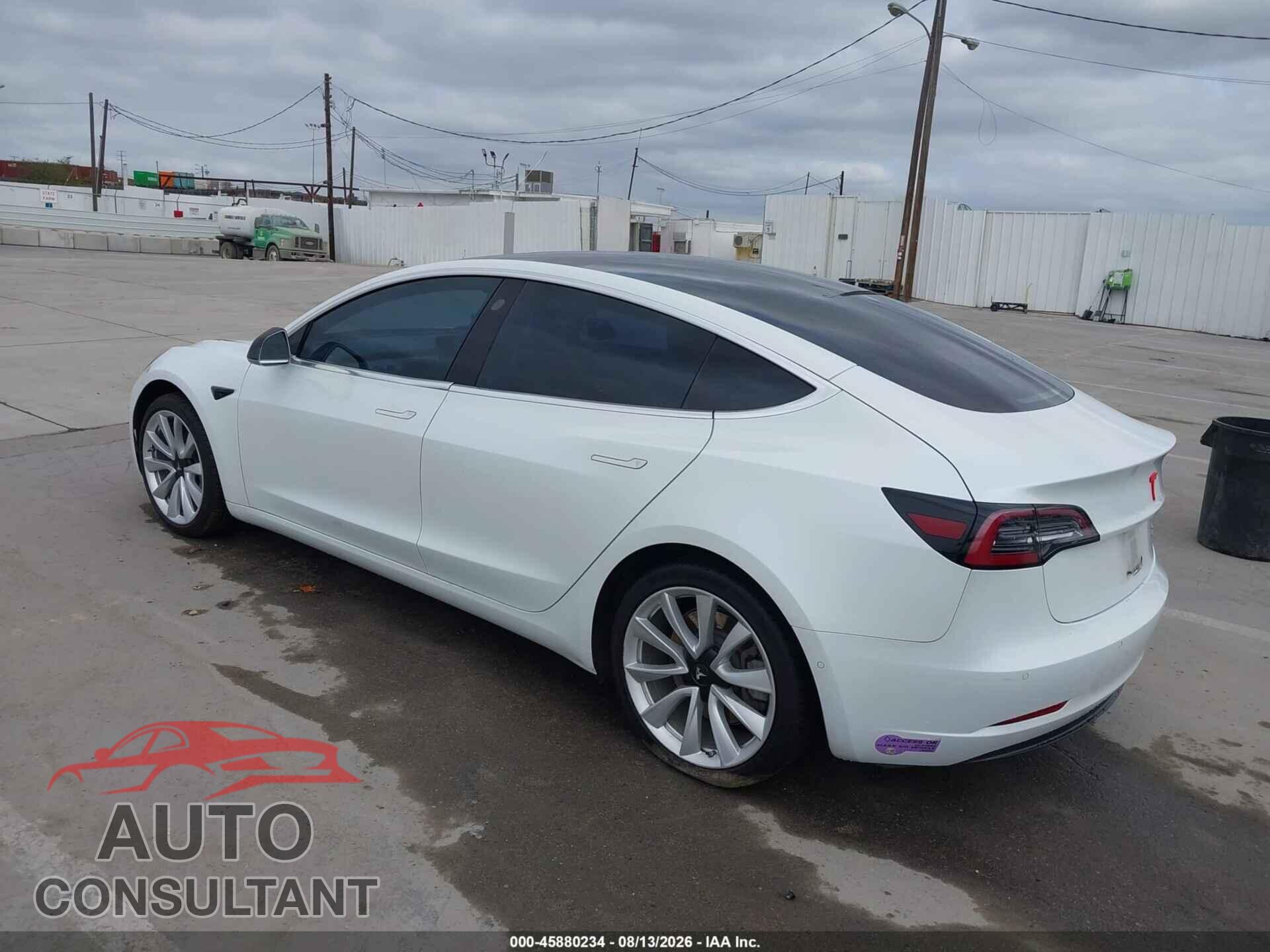 TESLA MODEL 3 2018 - 5YJ3E1EB0JF131432