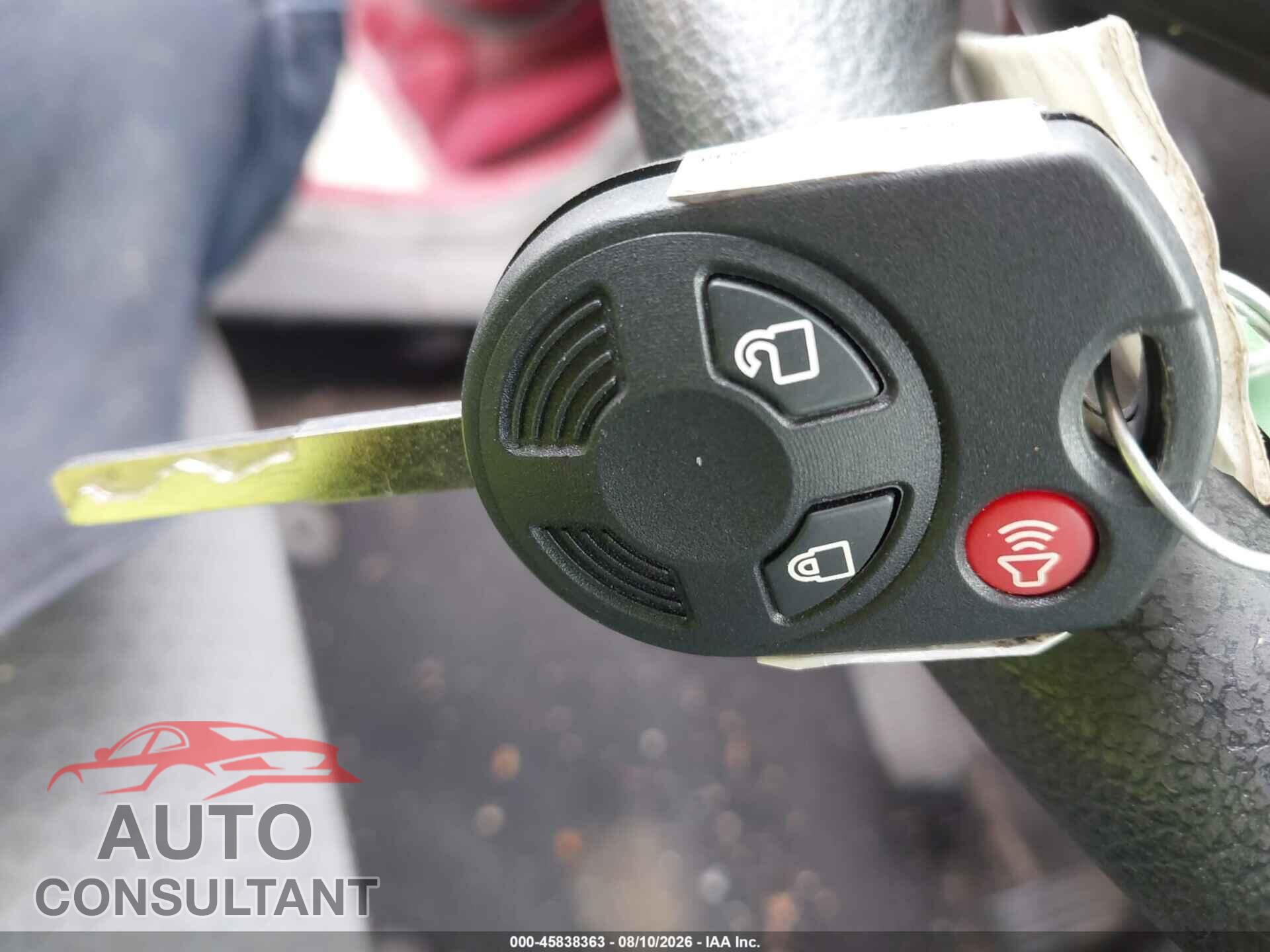 FORD ESCAPE 2018 - 1FMCU9GD1JUD15667