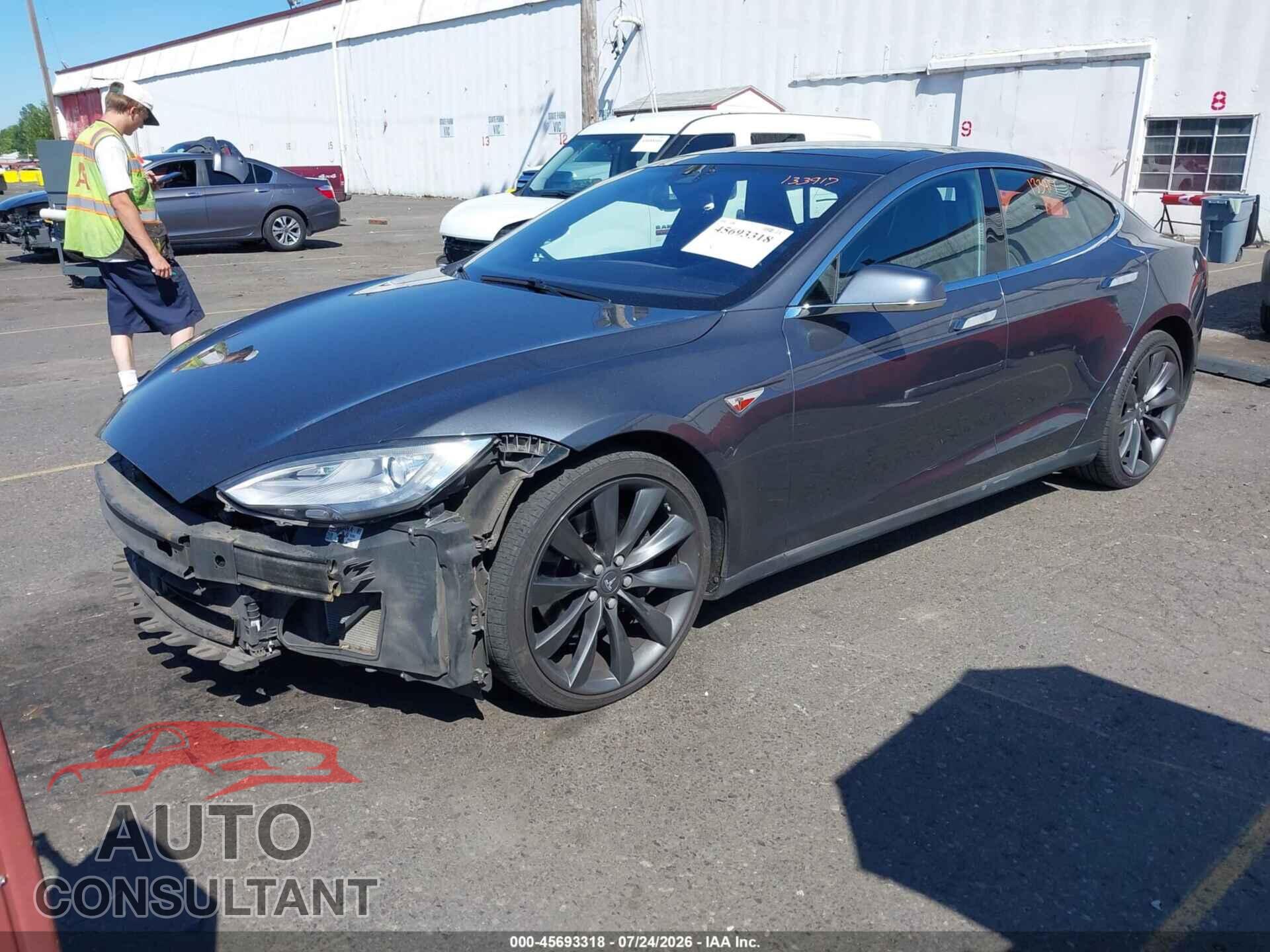 TESLA MODEL S 2016 - 5YJSA1E21GF133917
