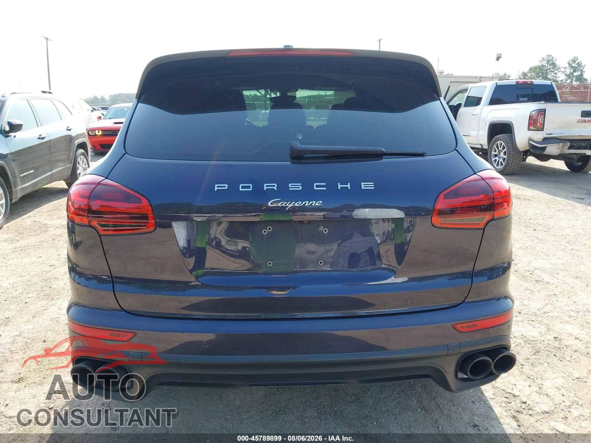 PORSCHE CAYENNE 2017 - WP1AA2A25HKA86191
