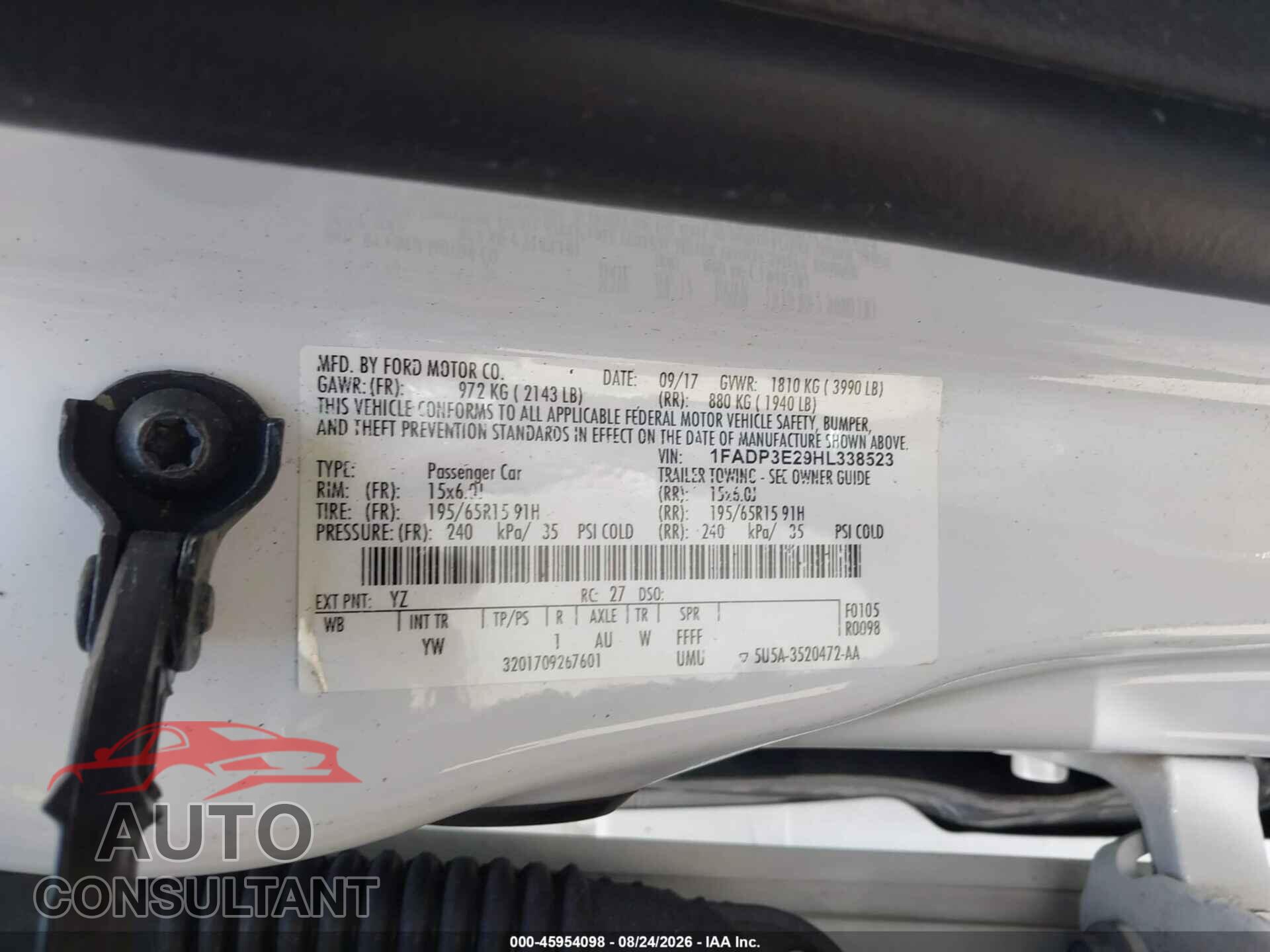 FORD FOCUS 2017 - 1FADP3E29HL338523
