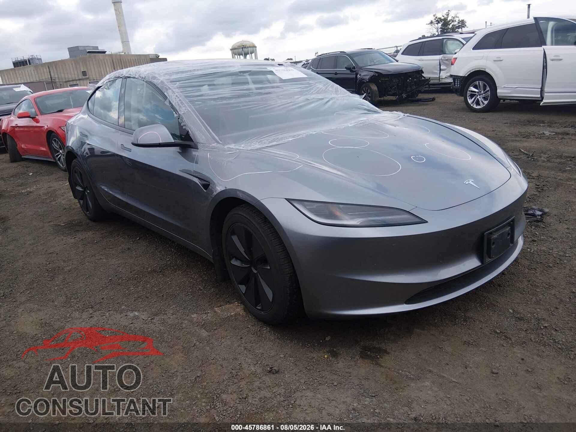 TESLA MODEL 3 2024 - 5YJ3E1EB7RF848504