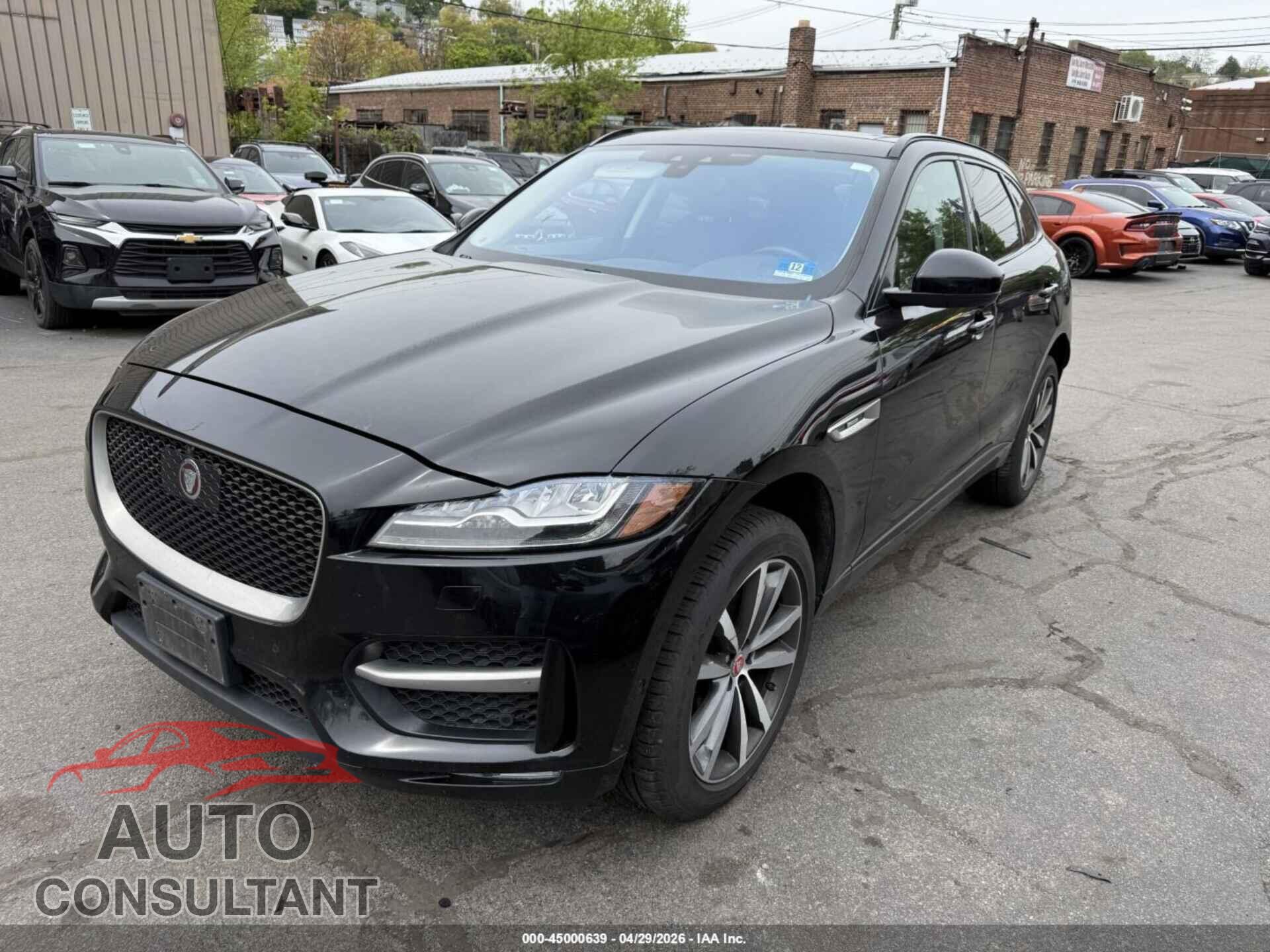 JAGUAR F-PACE 2017 - SADCL2BN2HA088407