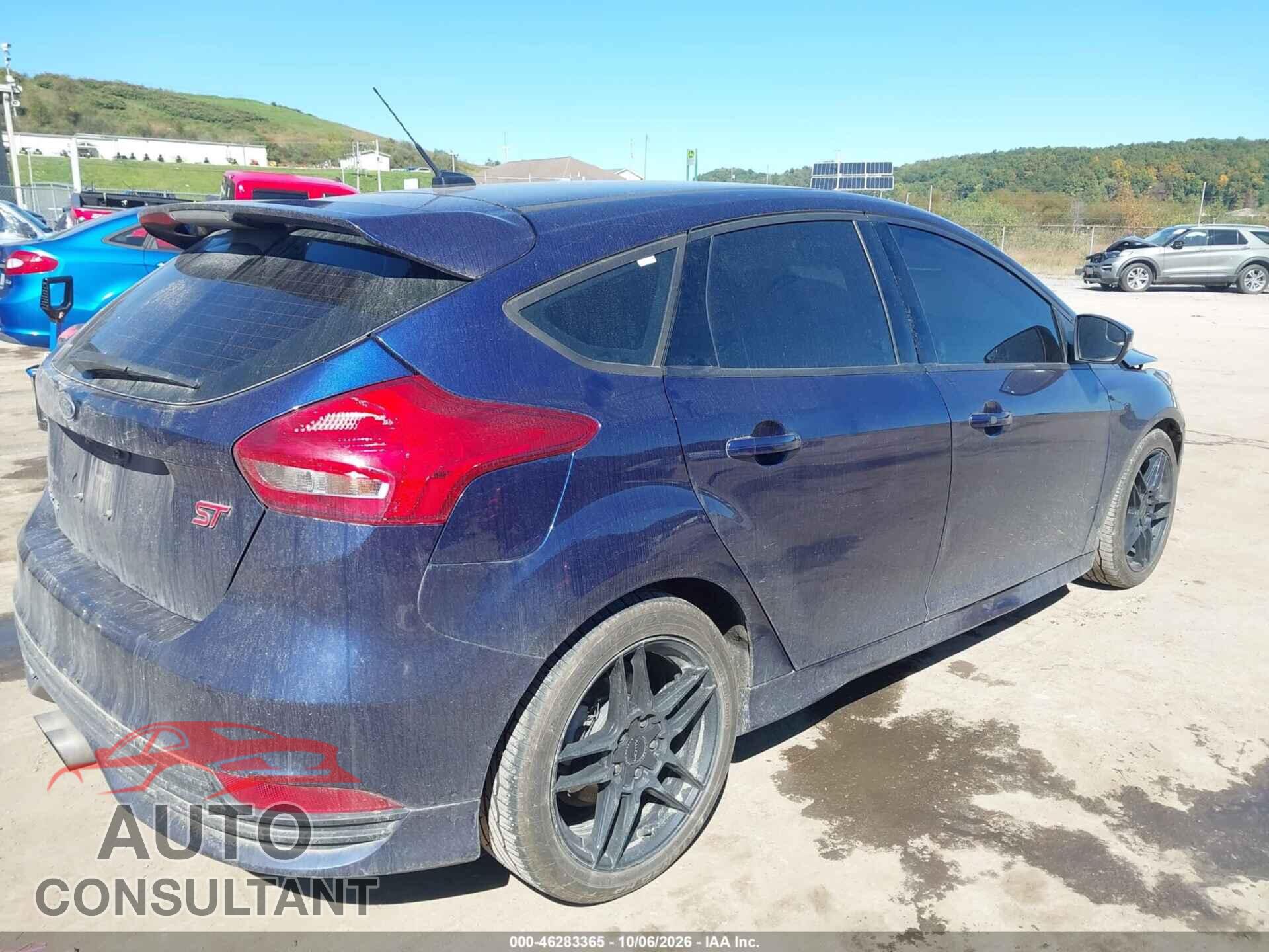 FORD FOCUS ST 2017 - 1FADP3L96HL210806