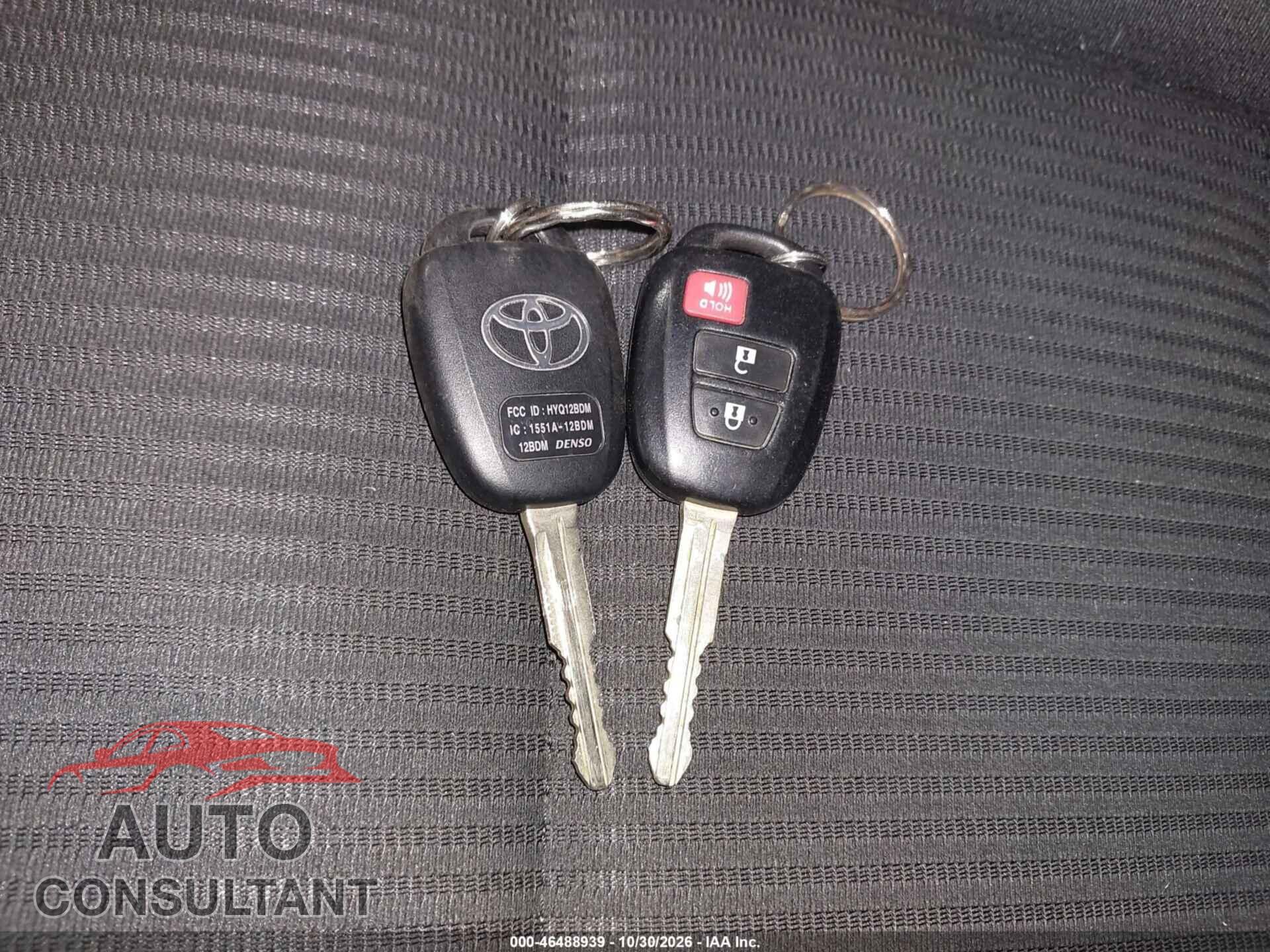 TOYOTA RAV4 2013 - JTMRFREVXDD045170