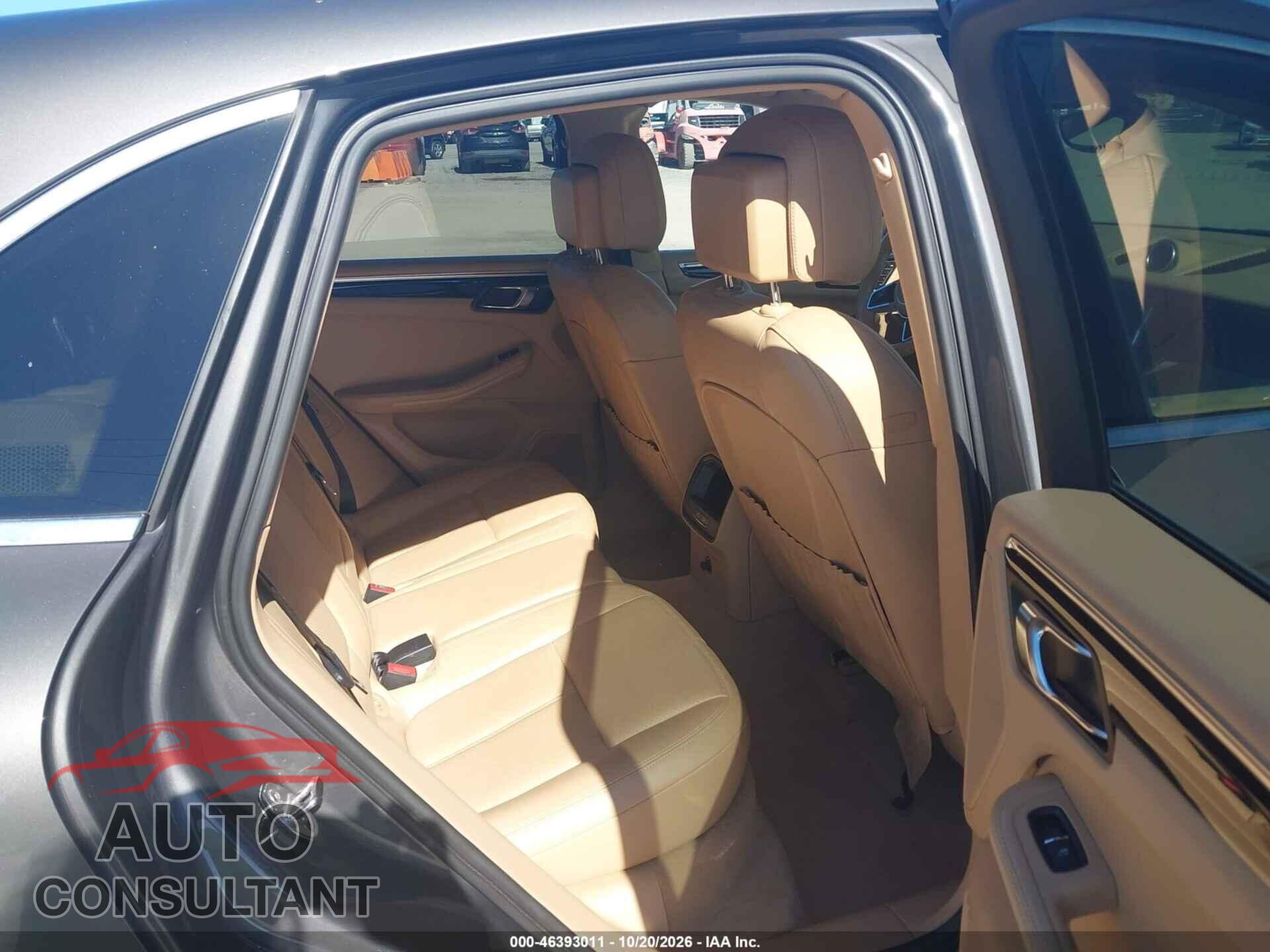 PORSCHE MACAN 2015 - WP1AB2A53FLB50372