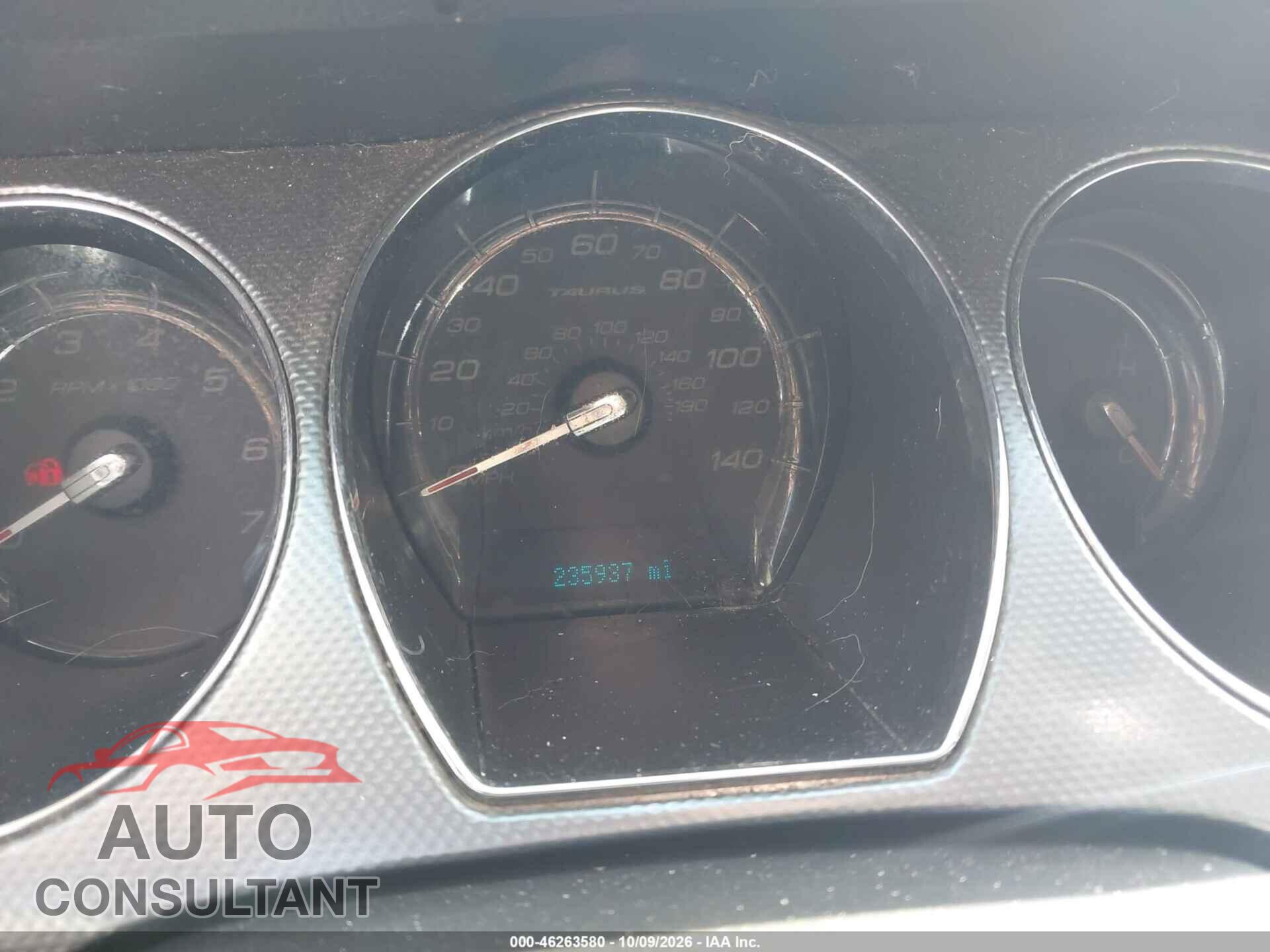 FORD TAURUS 2011 - 1FAHP2EW9BG163771
