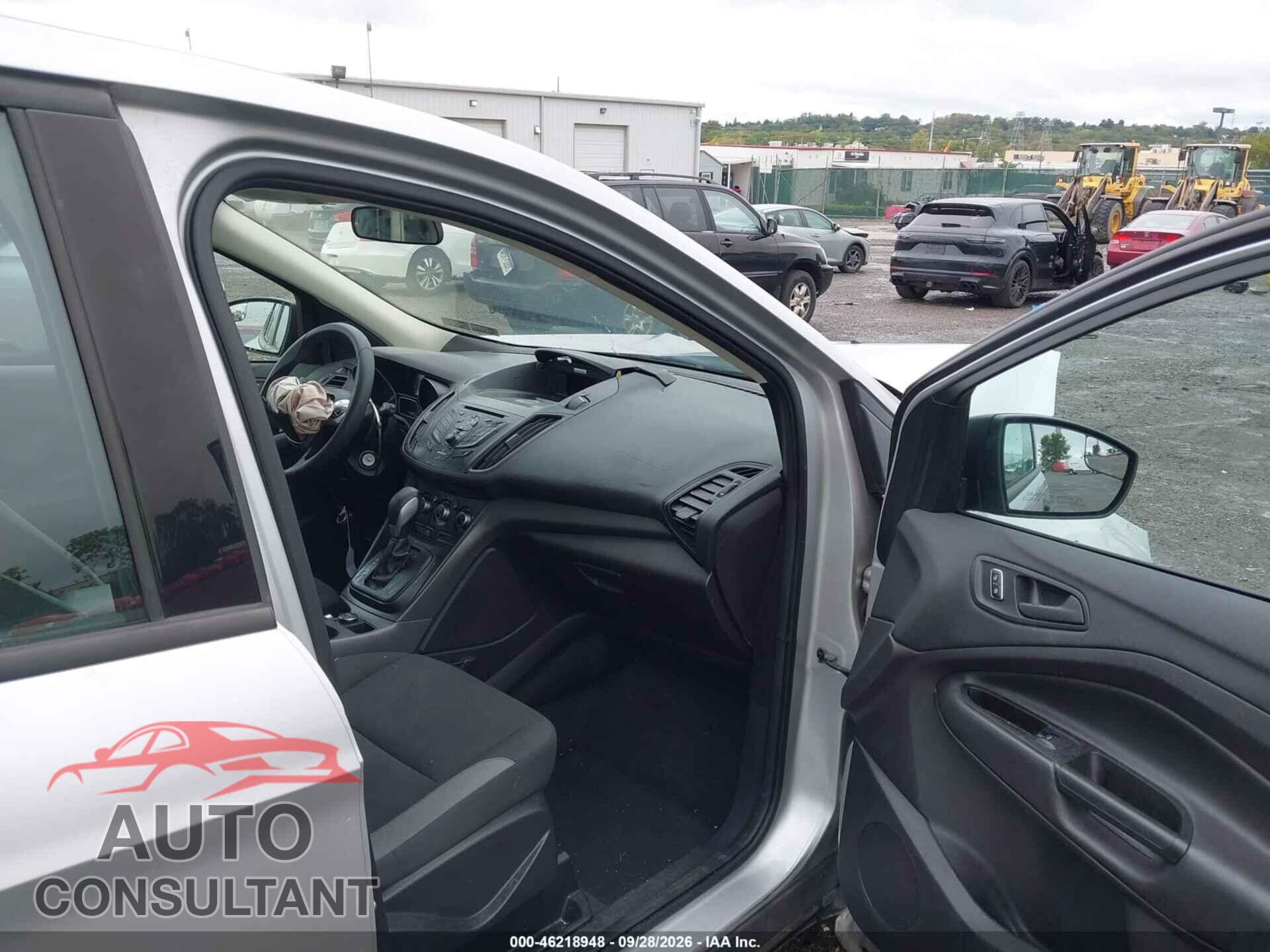 FORD ESCAPE 2015 - 1FMCU0F71FUC73211