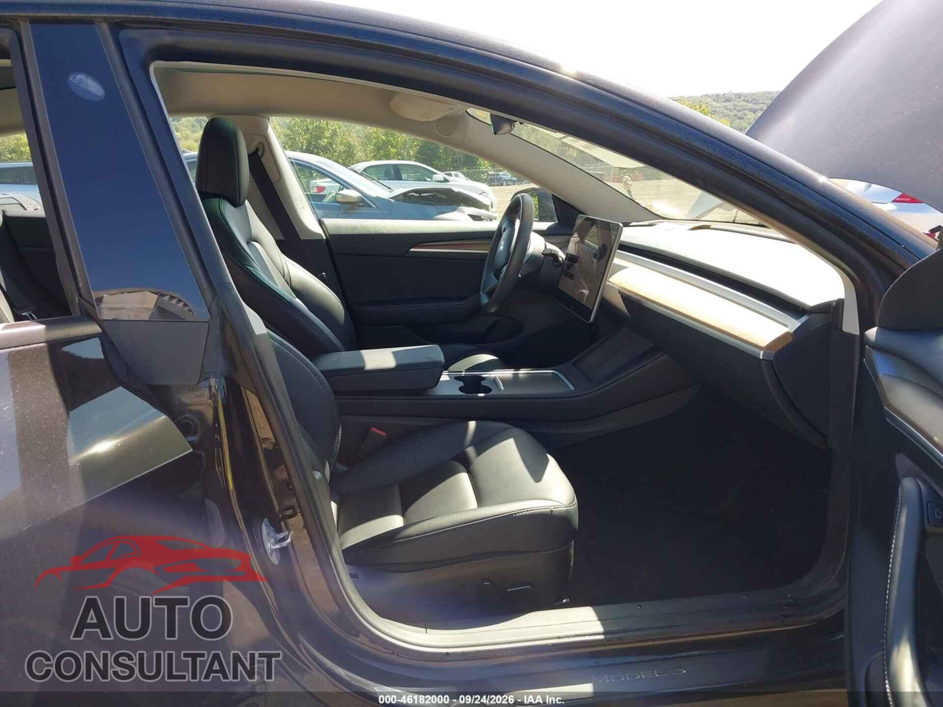 TESLA MODEL 3 2023 - 5YJ3E1EA5PF640402