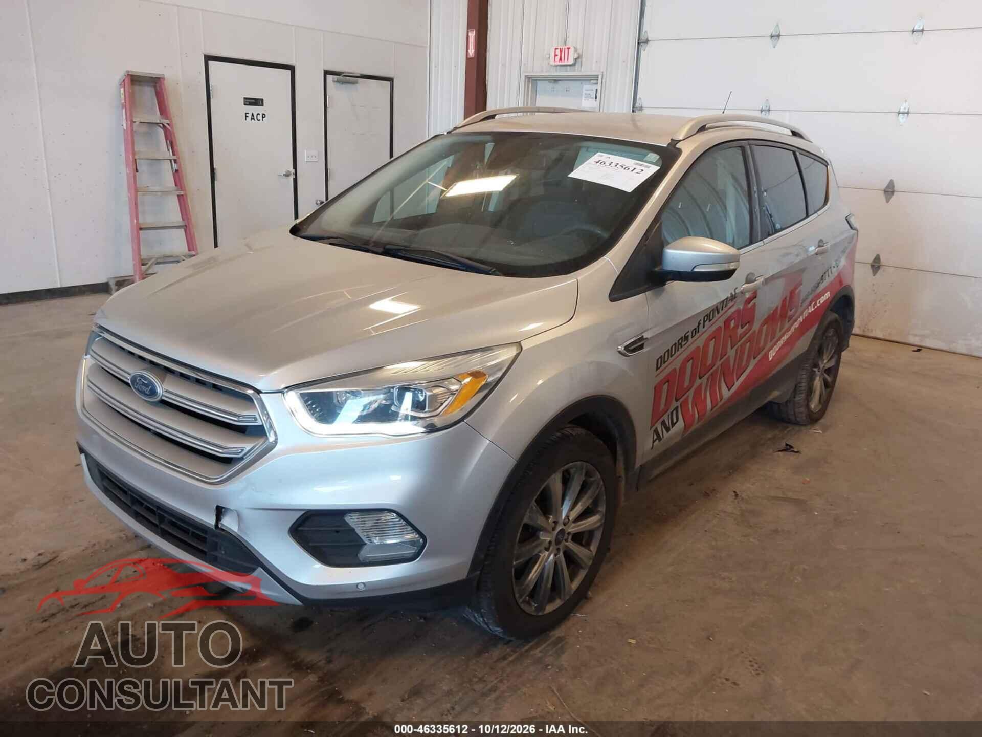 FORD ESCAPE 2018 - 1FMCU9J98JUB87660