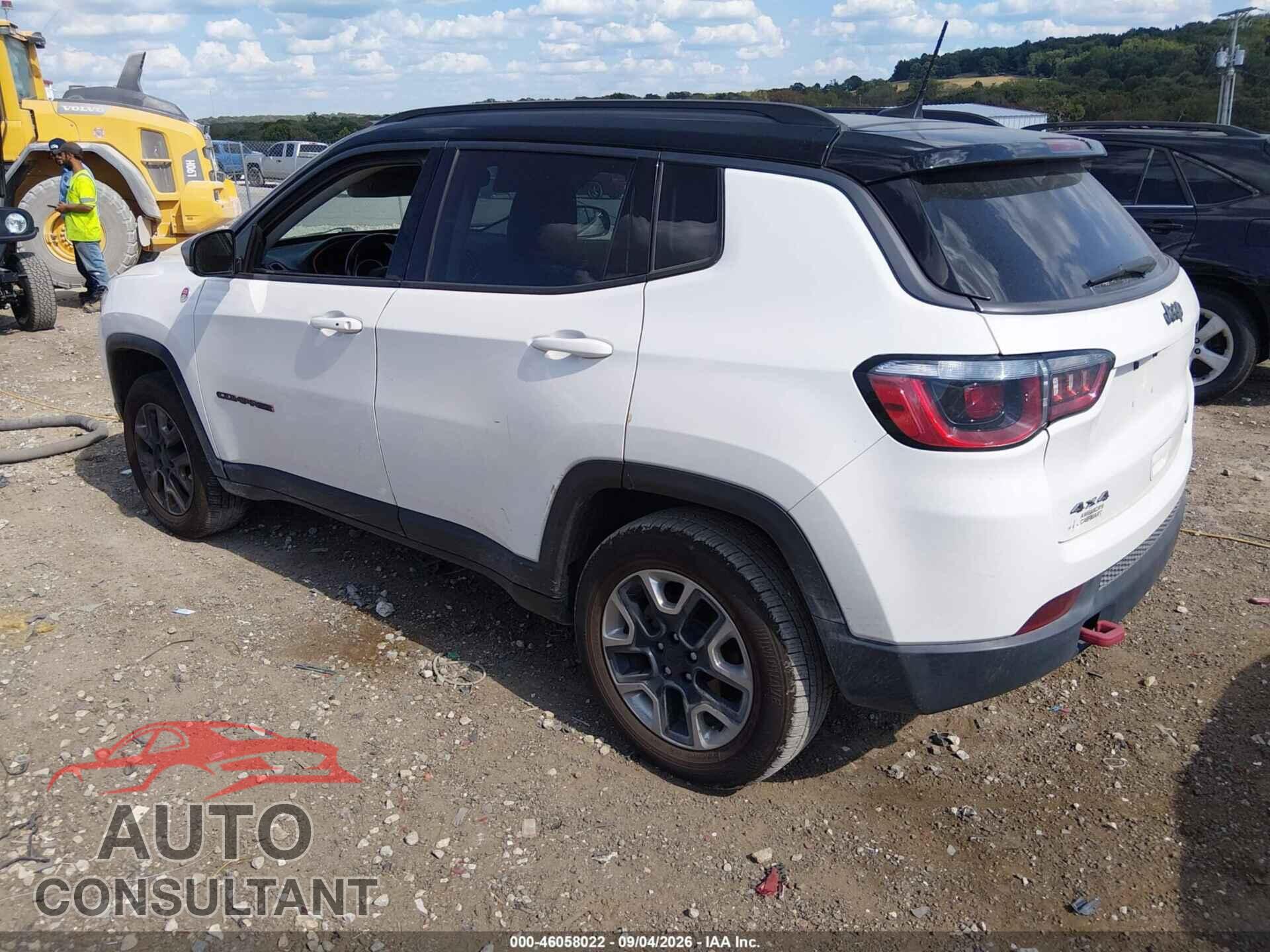 JEEP COMPASS 2018 - 3C4NJDDBXJT130491