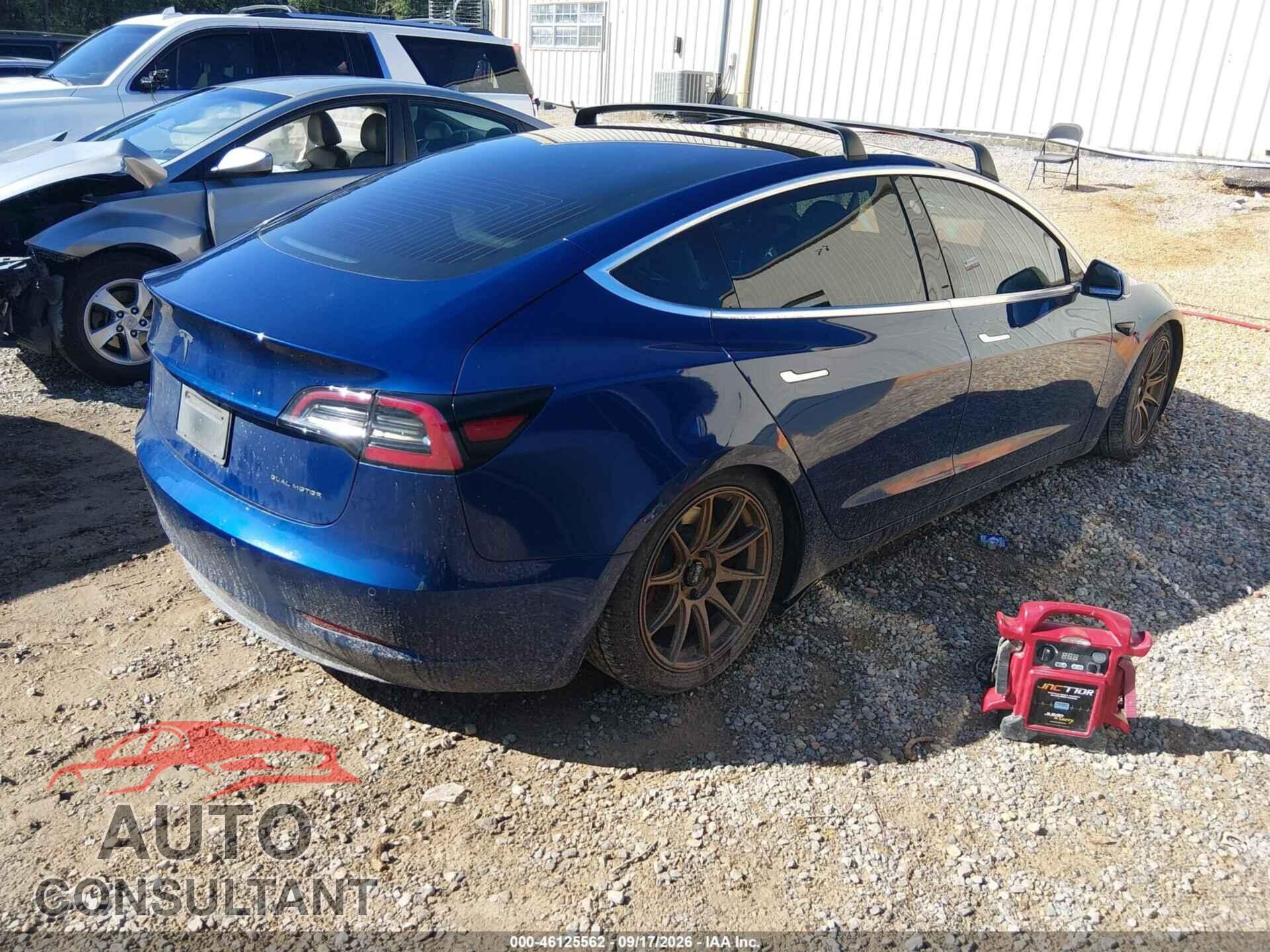 TESLA MODEL 3 2019 - 5YJ3E1EB3KF450549
