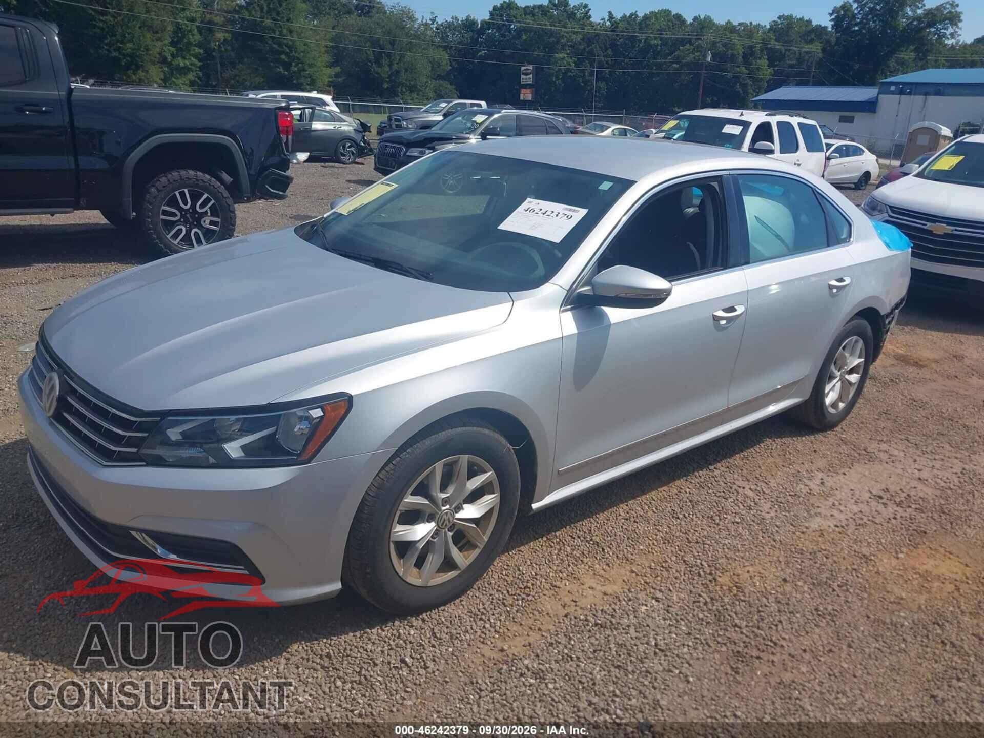 VOLKSWAGEN PASSAT 2017 - 1VWAT7A32HC003017