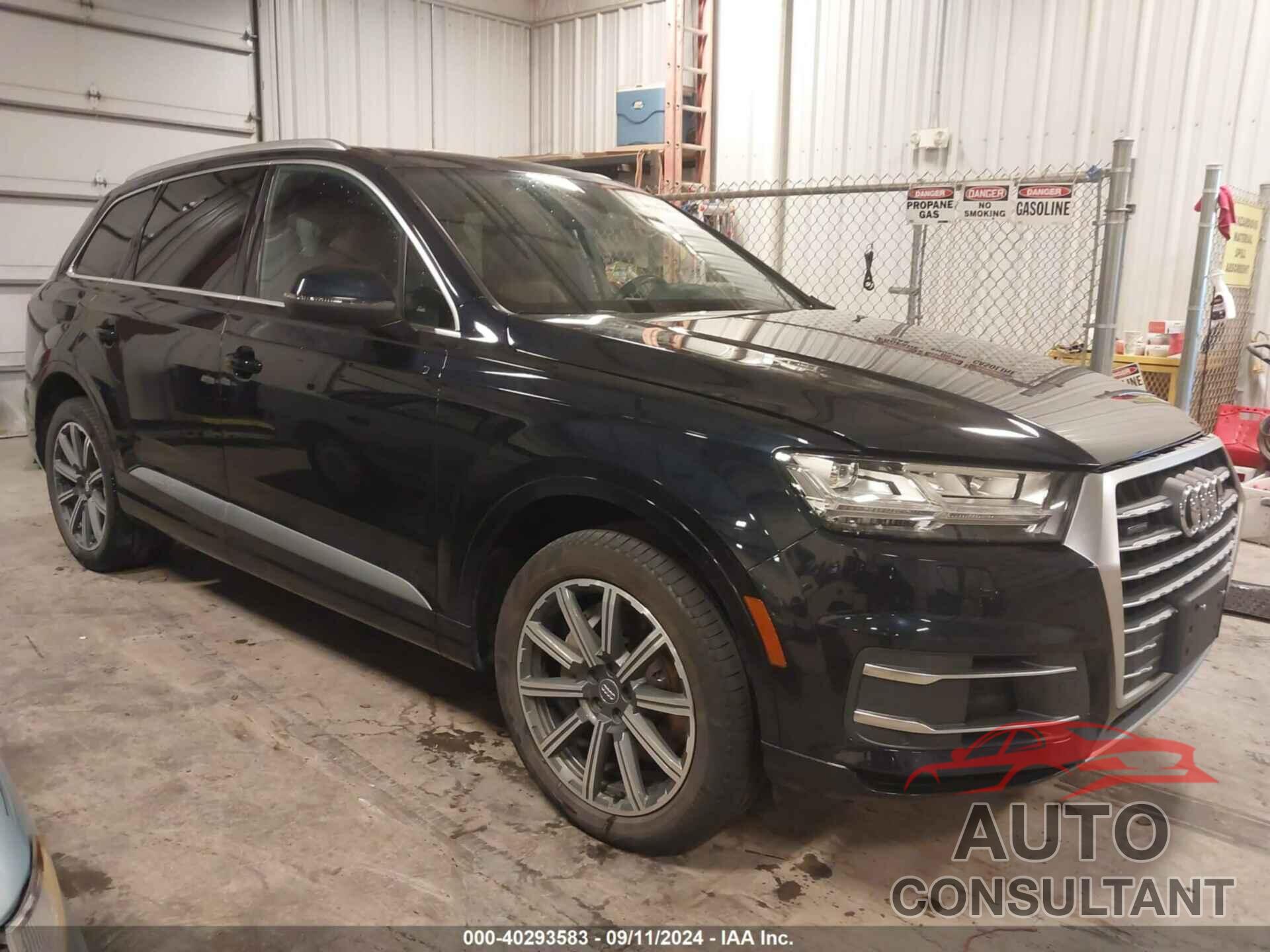 AUDI Q7 2017 - WA1LAAF74HD030847