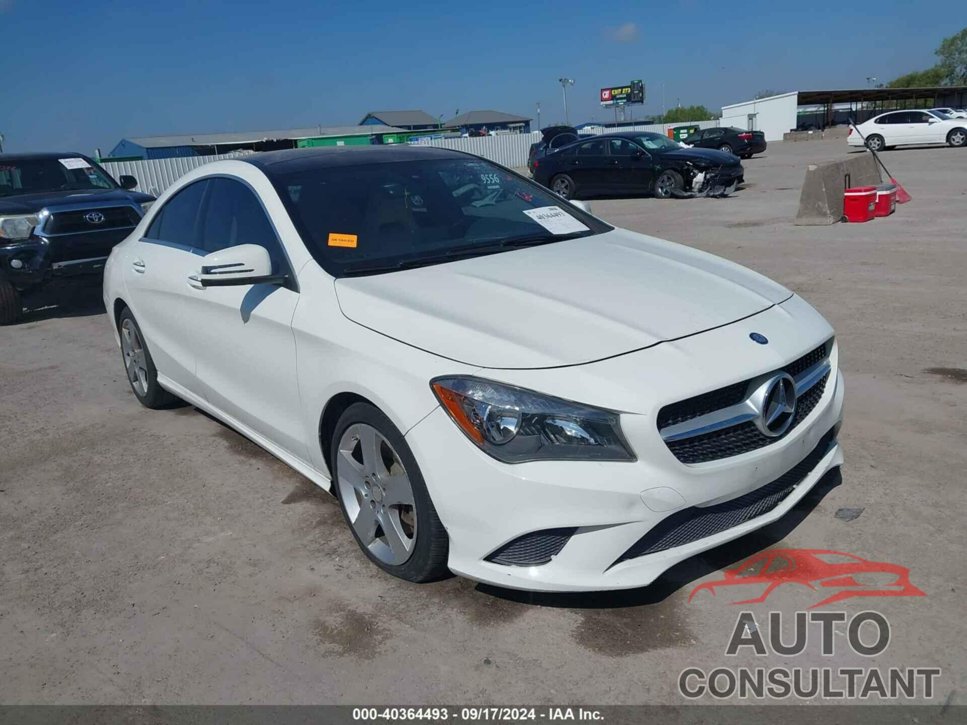 MERCEDES-BENZ CLA 250 2015 - WDDSJ4EB4FN176896