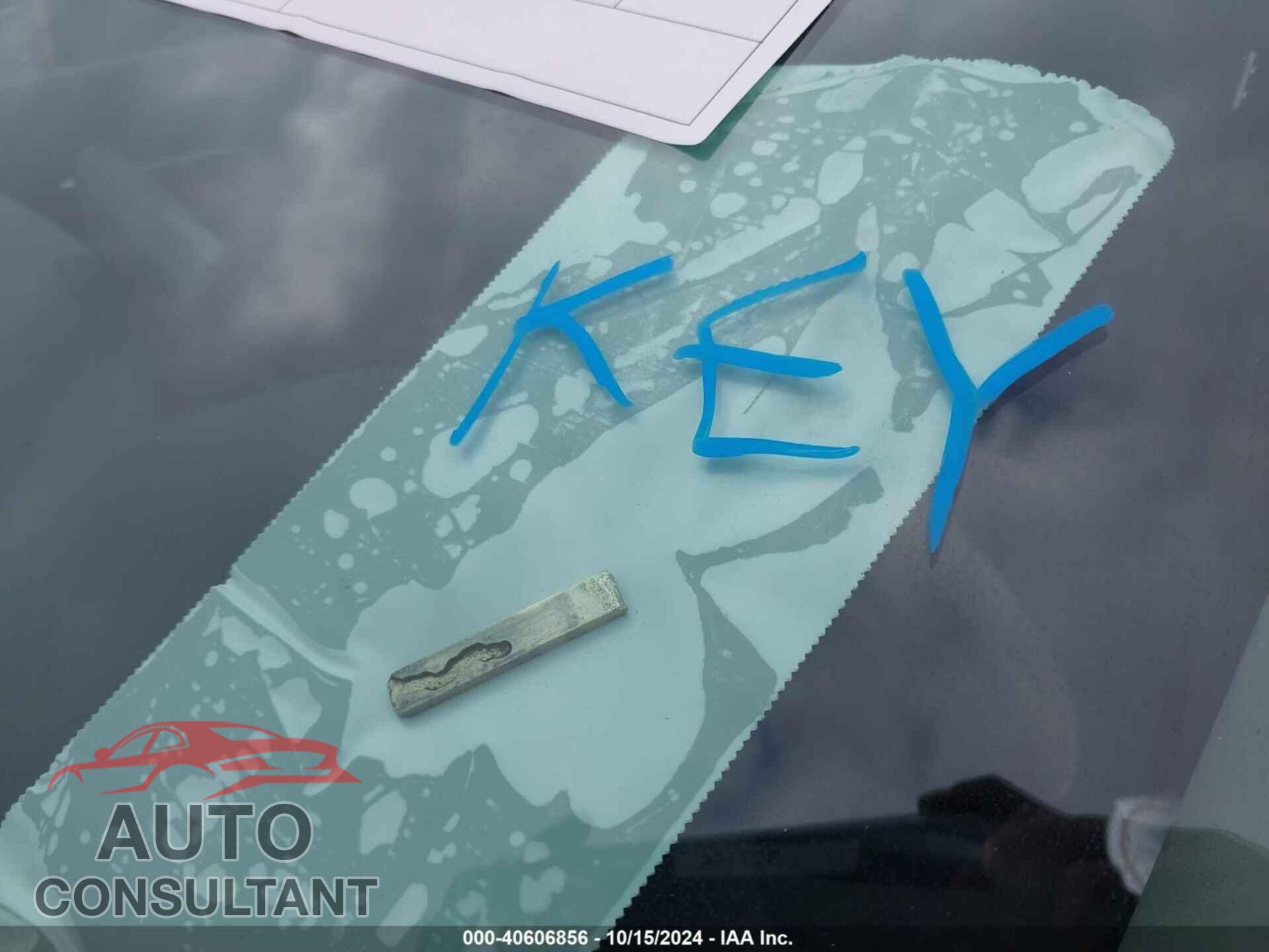 KIA SELTOS 2021 - KNDEU2AAXM7127347