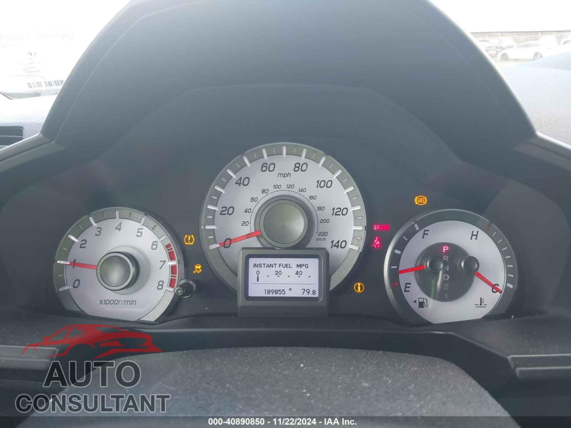 HONDA PILOT 2015 - 5FNYF4H93FB022385