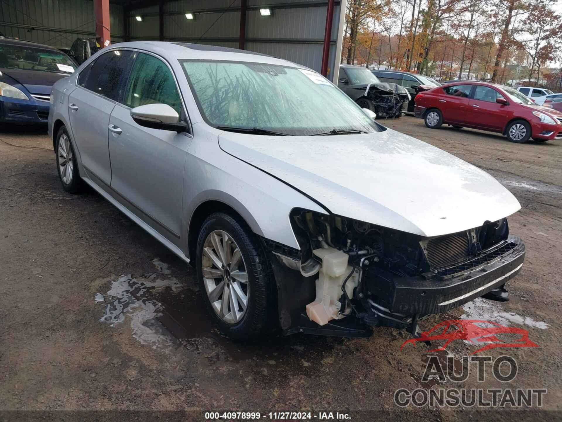 VOLKSWAGEN PASSAT 2012 - 1VWCH7A34CC037737