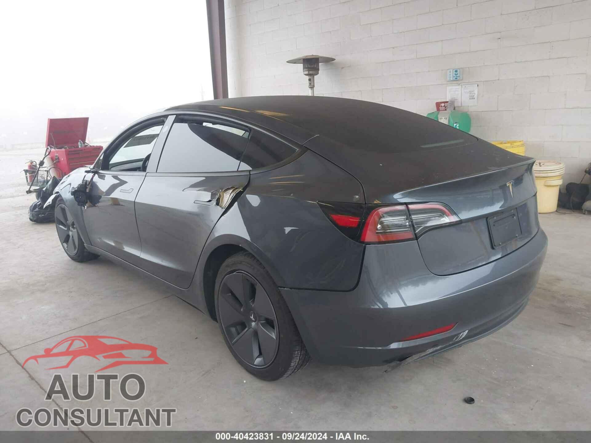 TESLA MODEL 3 2023 - 5YJ3E1EA6PF641106