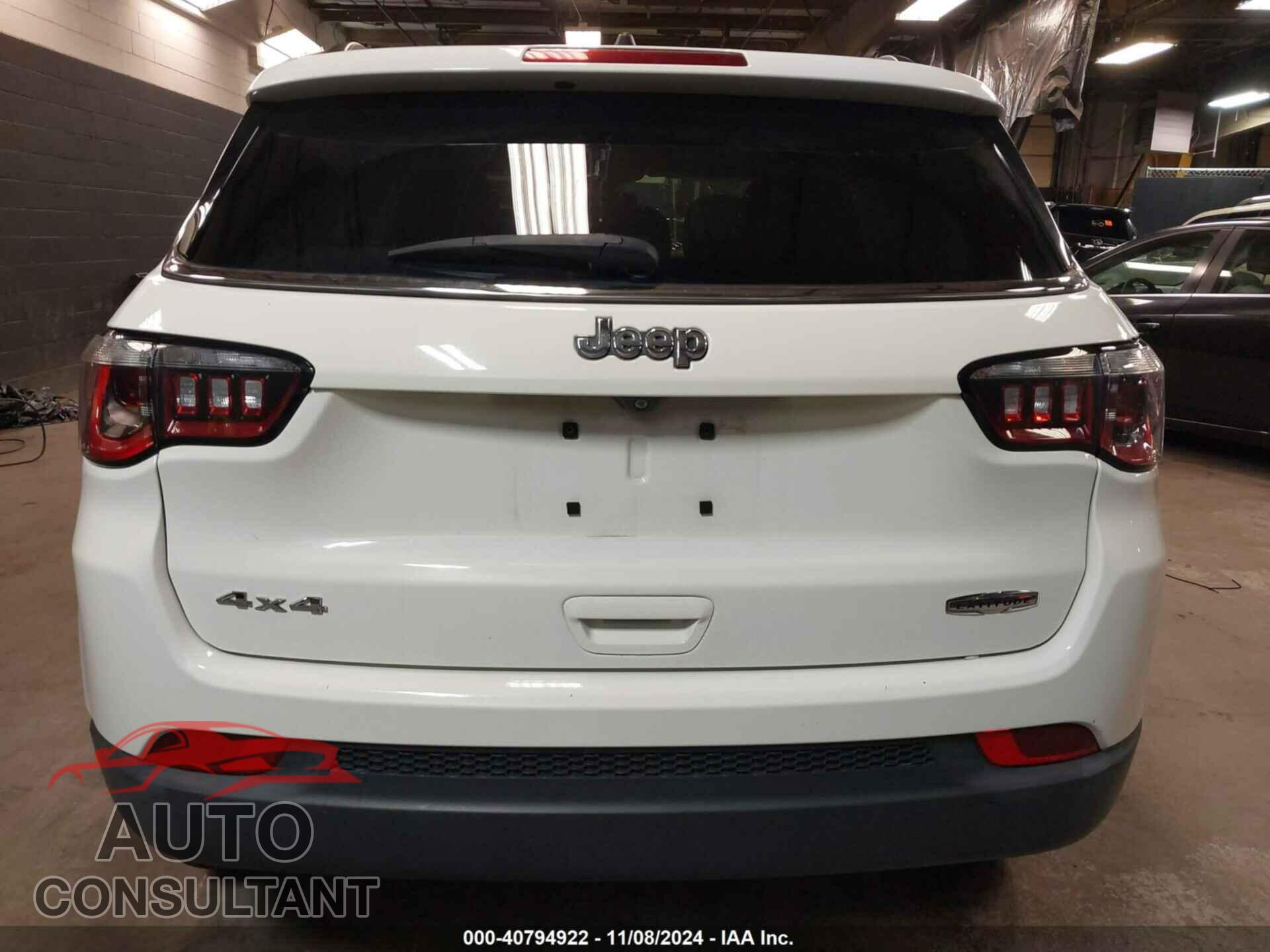 JEEP COMPASS 2018 - 3C4NJDBB0JT161882