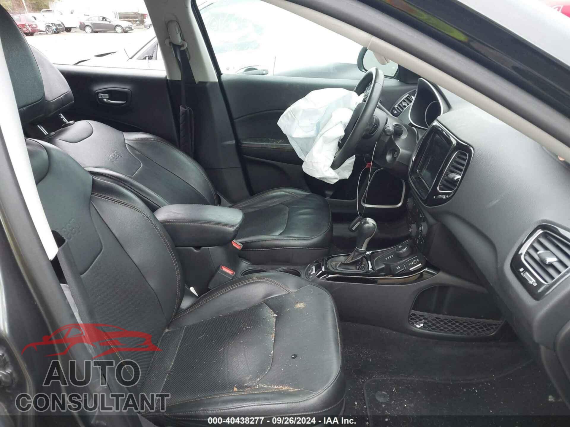 JEEP COMPASS 2019 - 3C4NJDCB5KT741158