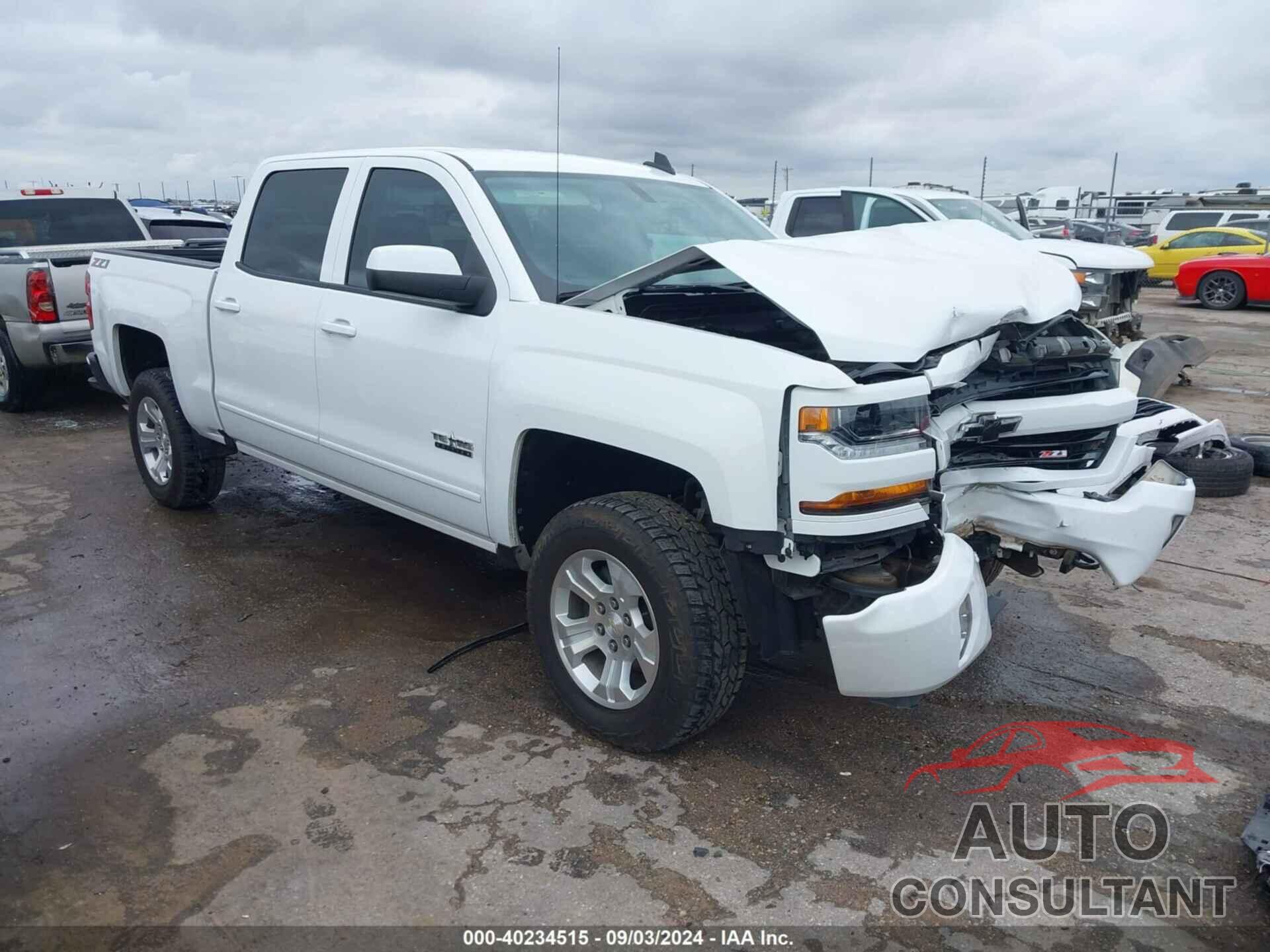 CHEVROLET SILVERADO 1500 2018 - 3GCUKREC7JG135234