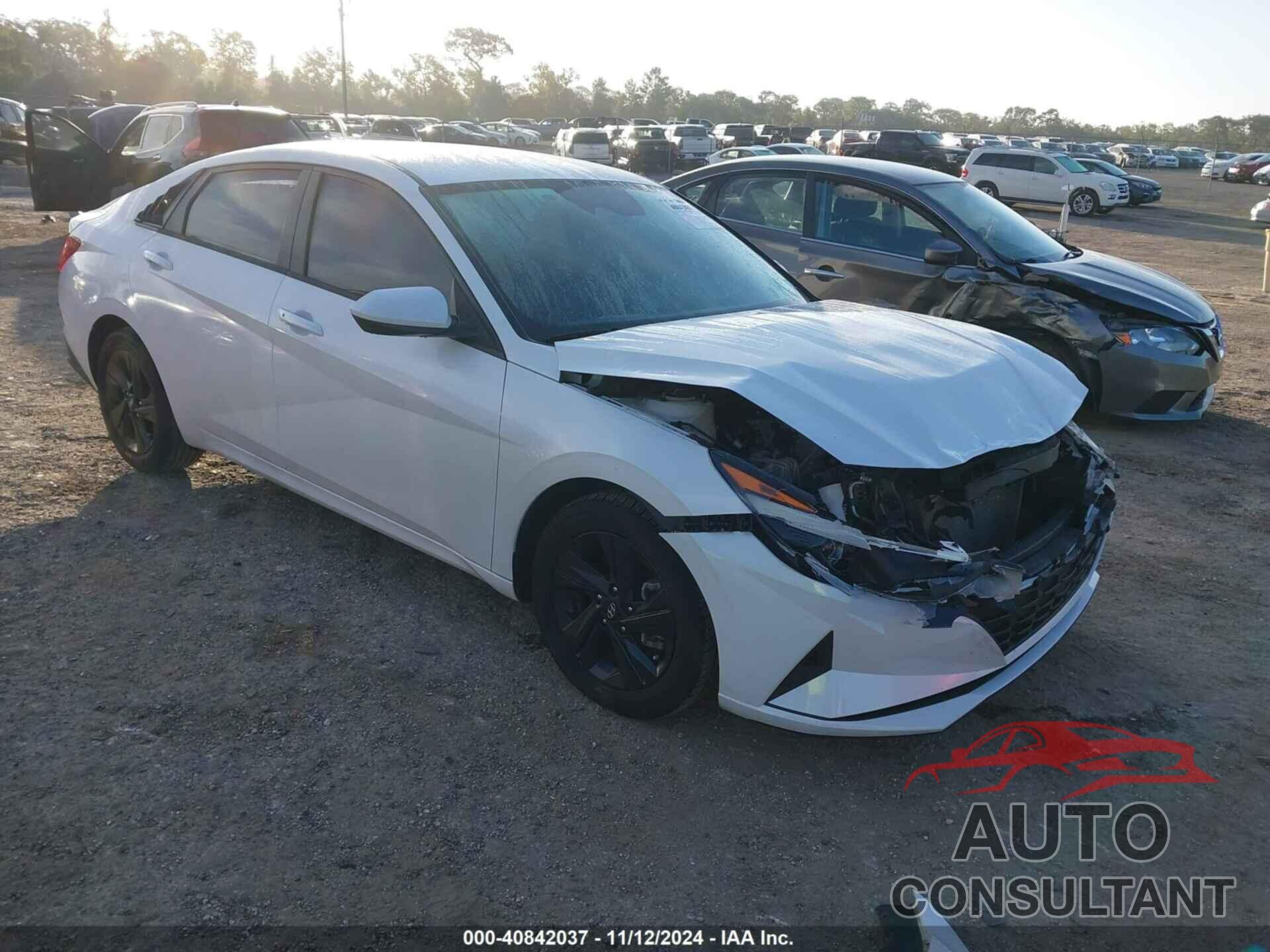 HYUNDAI ELANTRA 2022 - 5NPLM4AG2NH059419