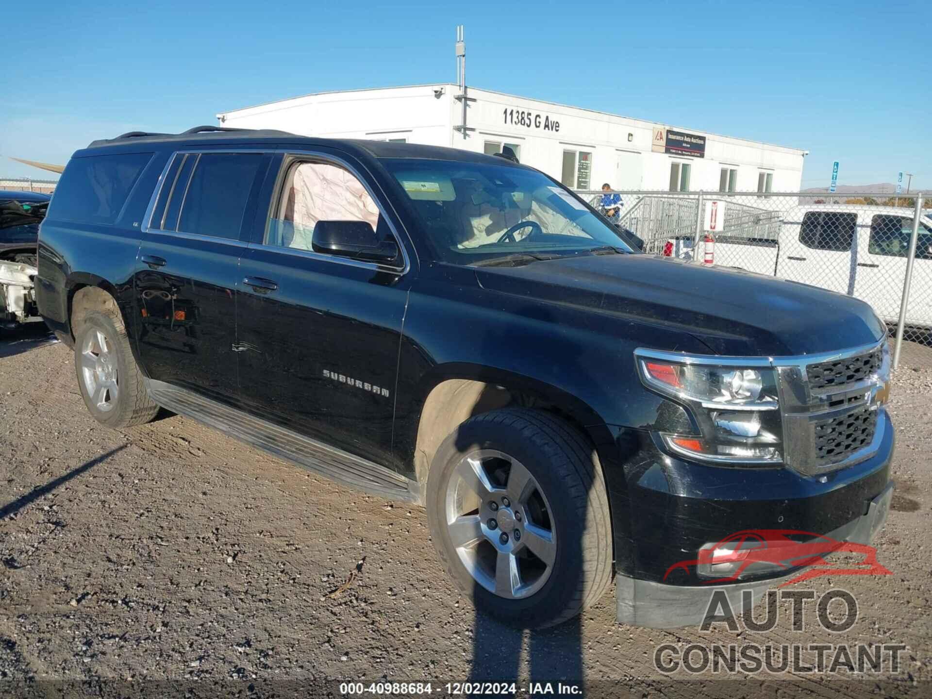 CHEVROLET SUBURBAN 2017 - 1GNSCHKC4HR231696