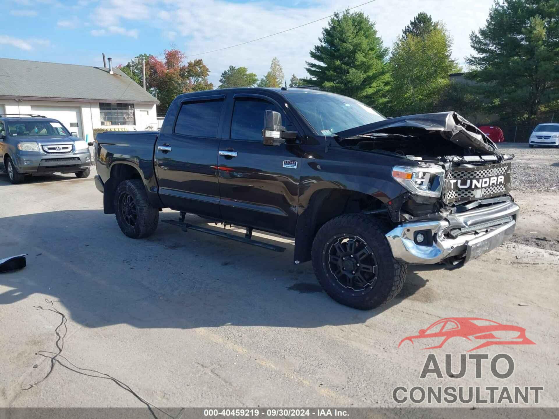 TOYOTA TUNDRA 2018 - 5TFAY5F13JX689874