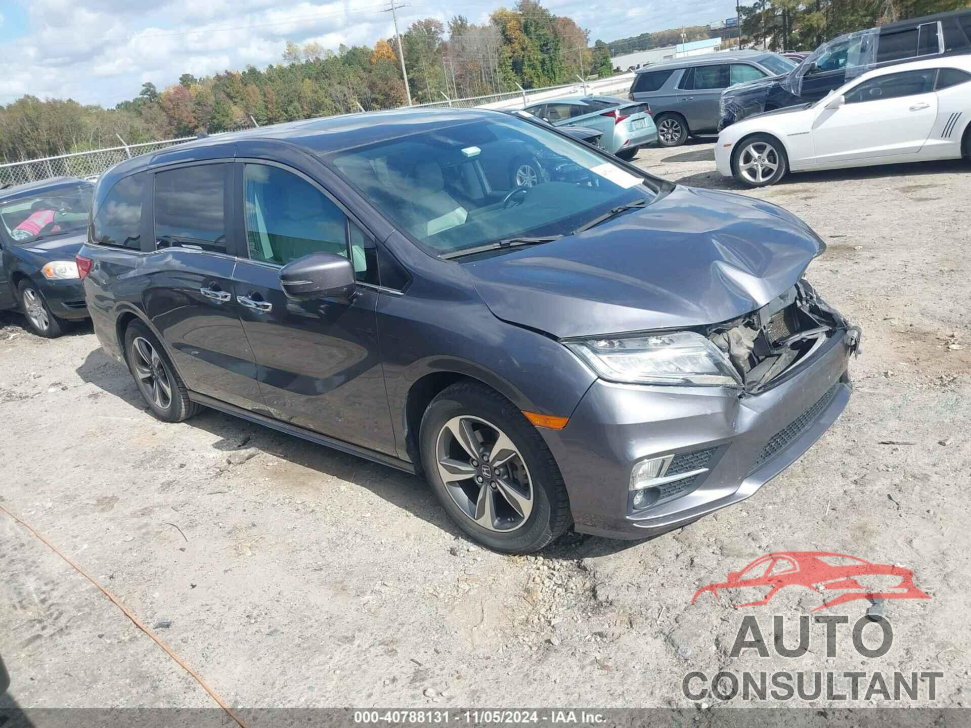 HONDA ODYSSEY 2018 - 5FNRL6H81JB050520