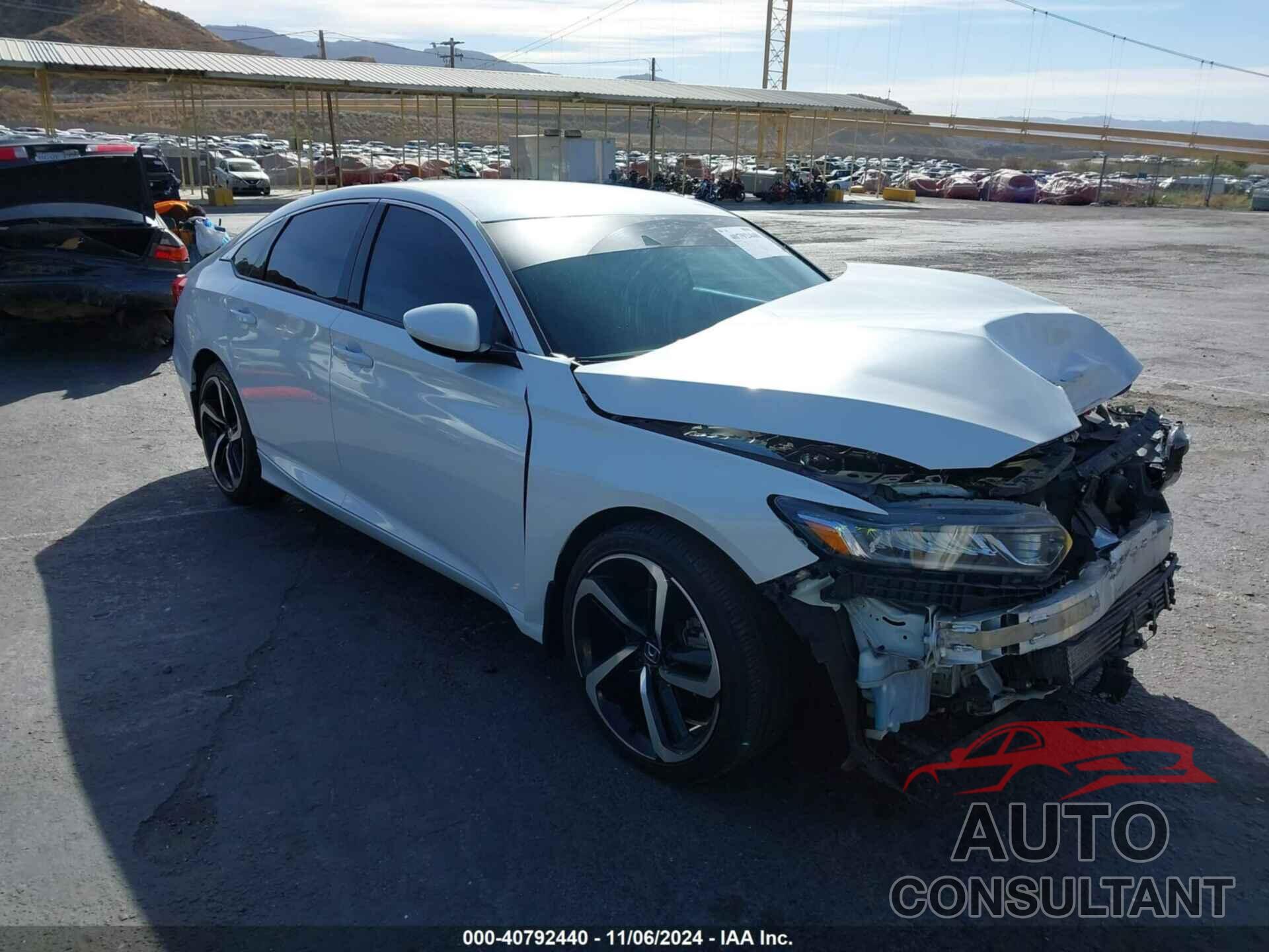 HONDA ACCORD 2018 - 1HGCV1F31JA158401