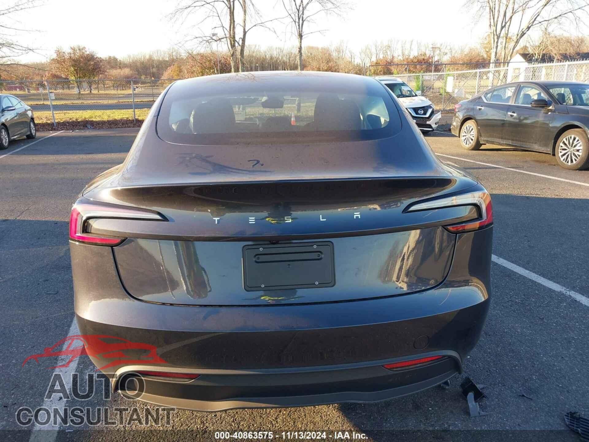 TESLA MODEL 3 2024 - 5YJ3E1EA7RF853483