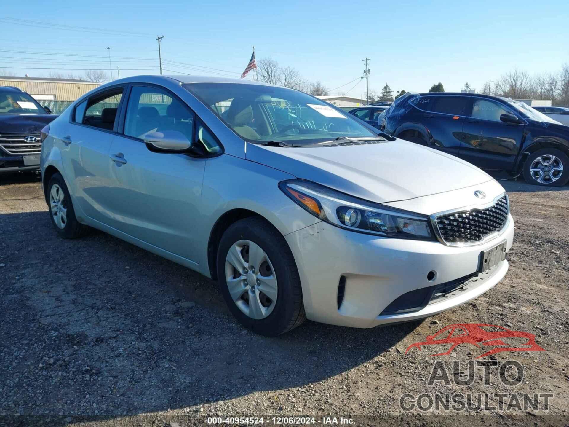 KIA FORTE 2017 - 3KPFK4A79HE072180