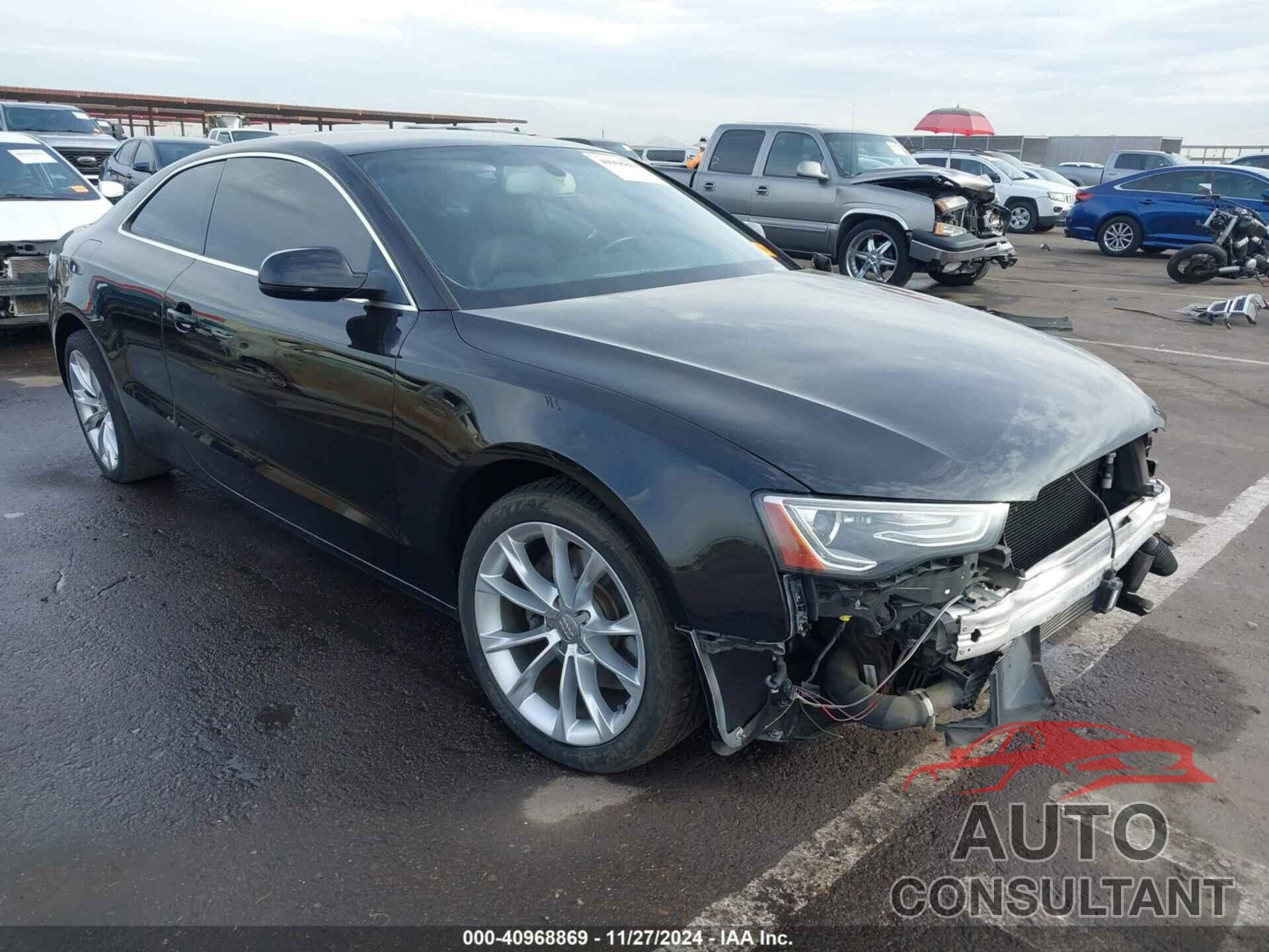 AUDI A5 2013 - WAUVFAFR6DA001151
