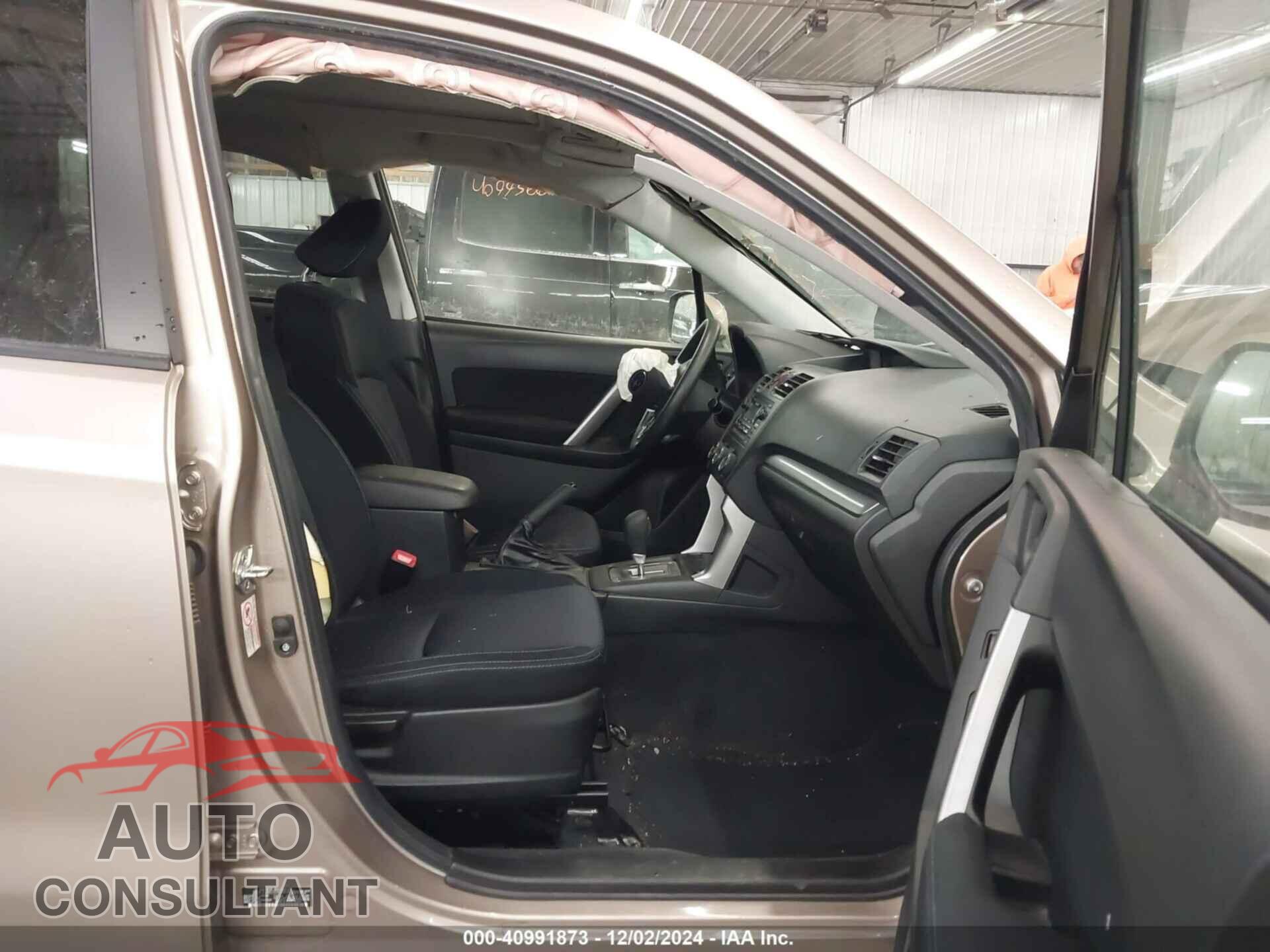 SUBARU FORESTER 2014 - JF2SJAEC1EH558576