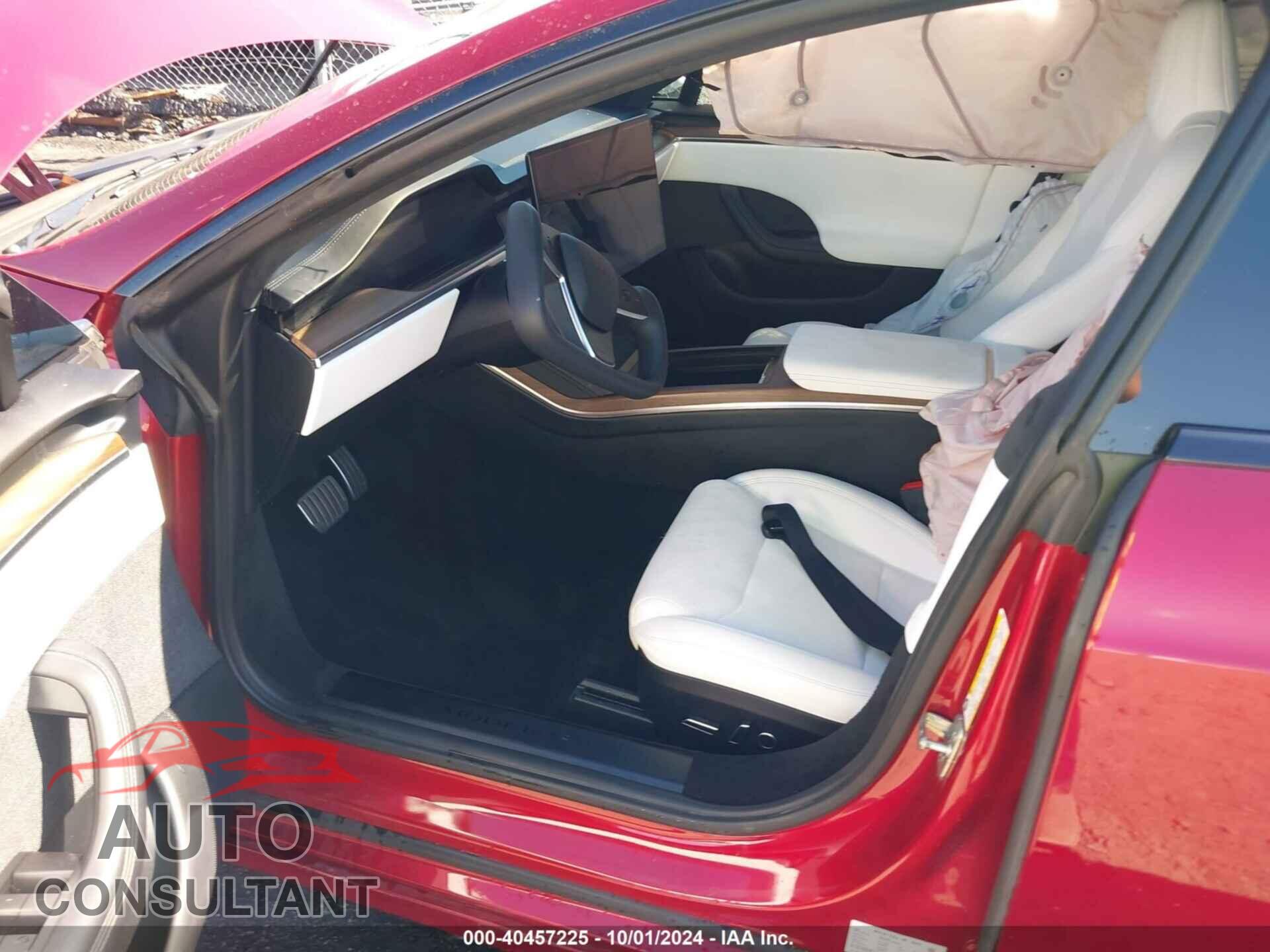 TESLA MODEL S 2023 - 5YJSA1E52PF516663