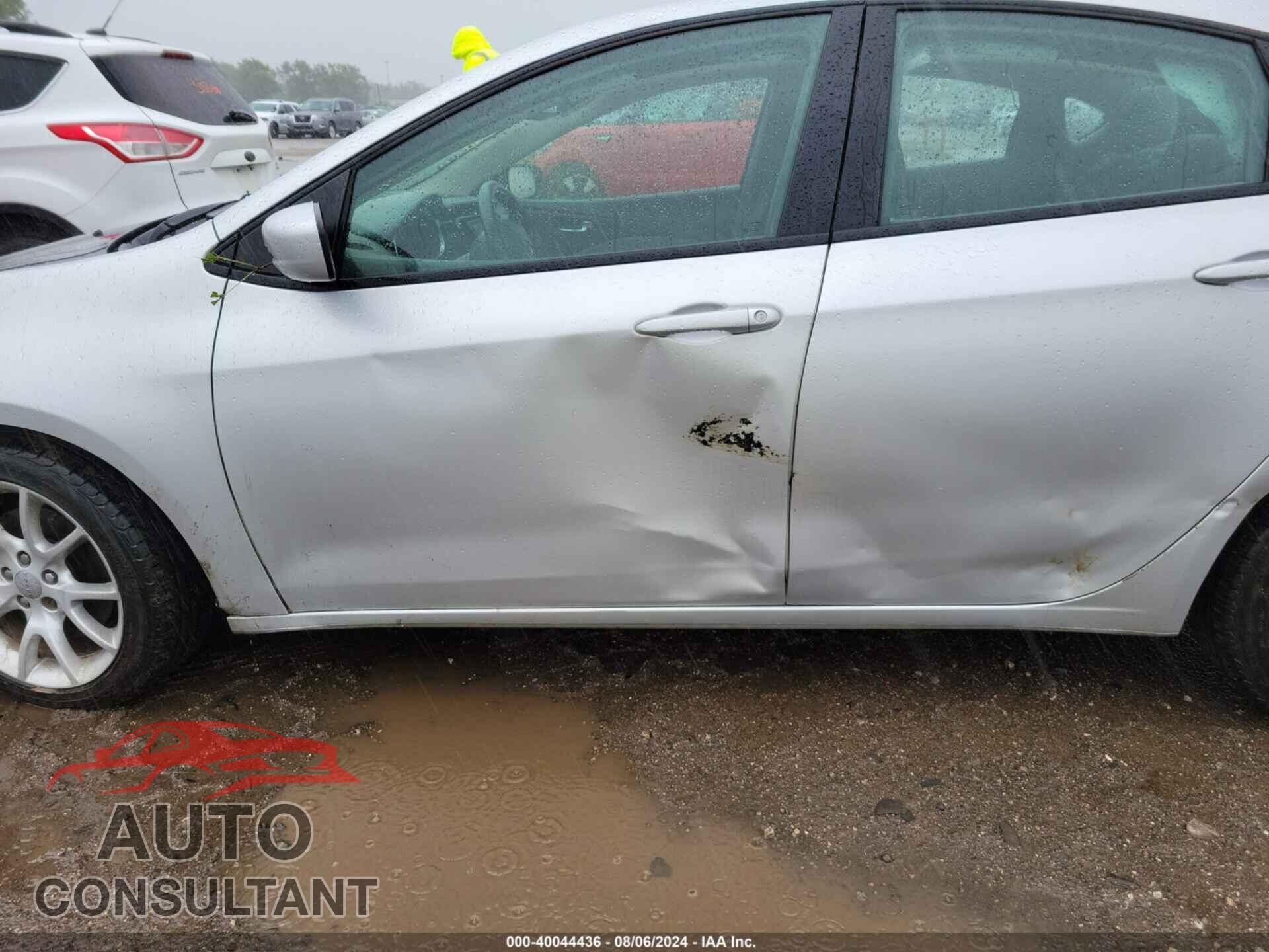 DODGE DART 2013 - 1C3CDFBH2DD703075