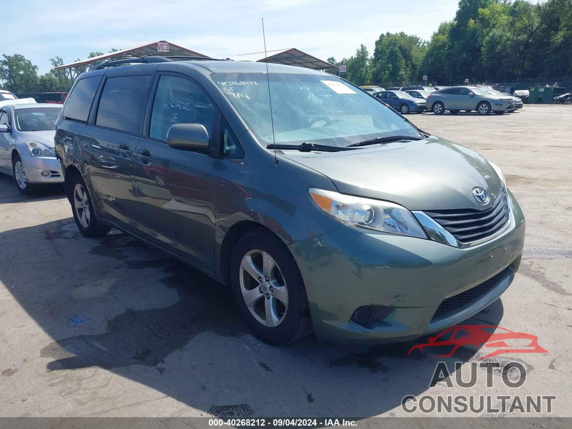 TOYOTA SIENNA 2013 - 5TDKK3DC4DS293879