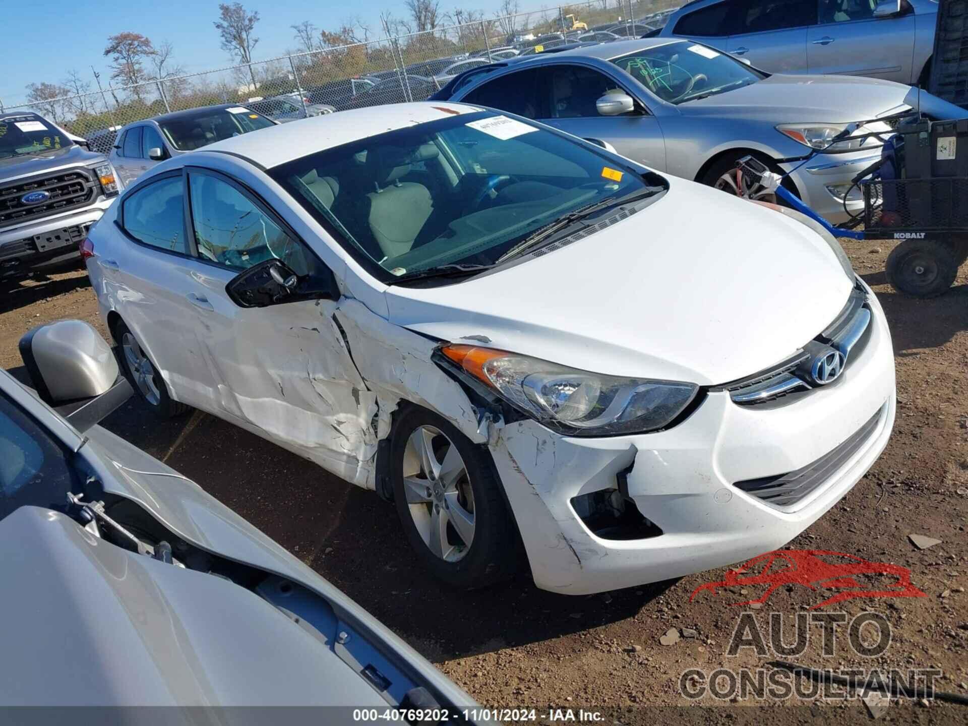 HYUNDAI ELANTRA 2013 - 5NPDH4AE0DH404341