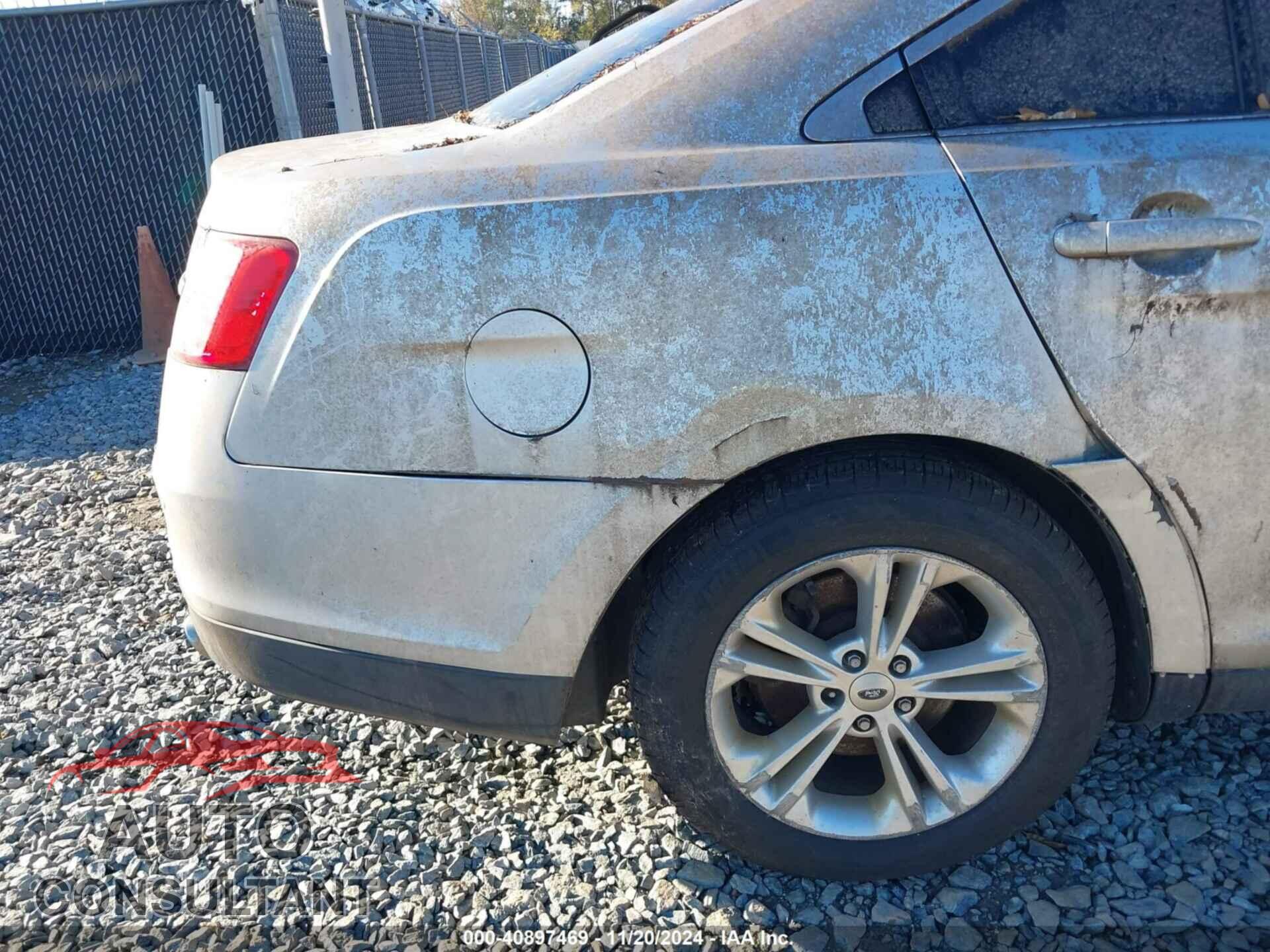 FORD TAURUS 2013 - 1FAHP2E84DG187349