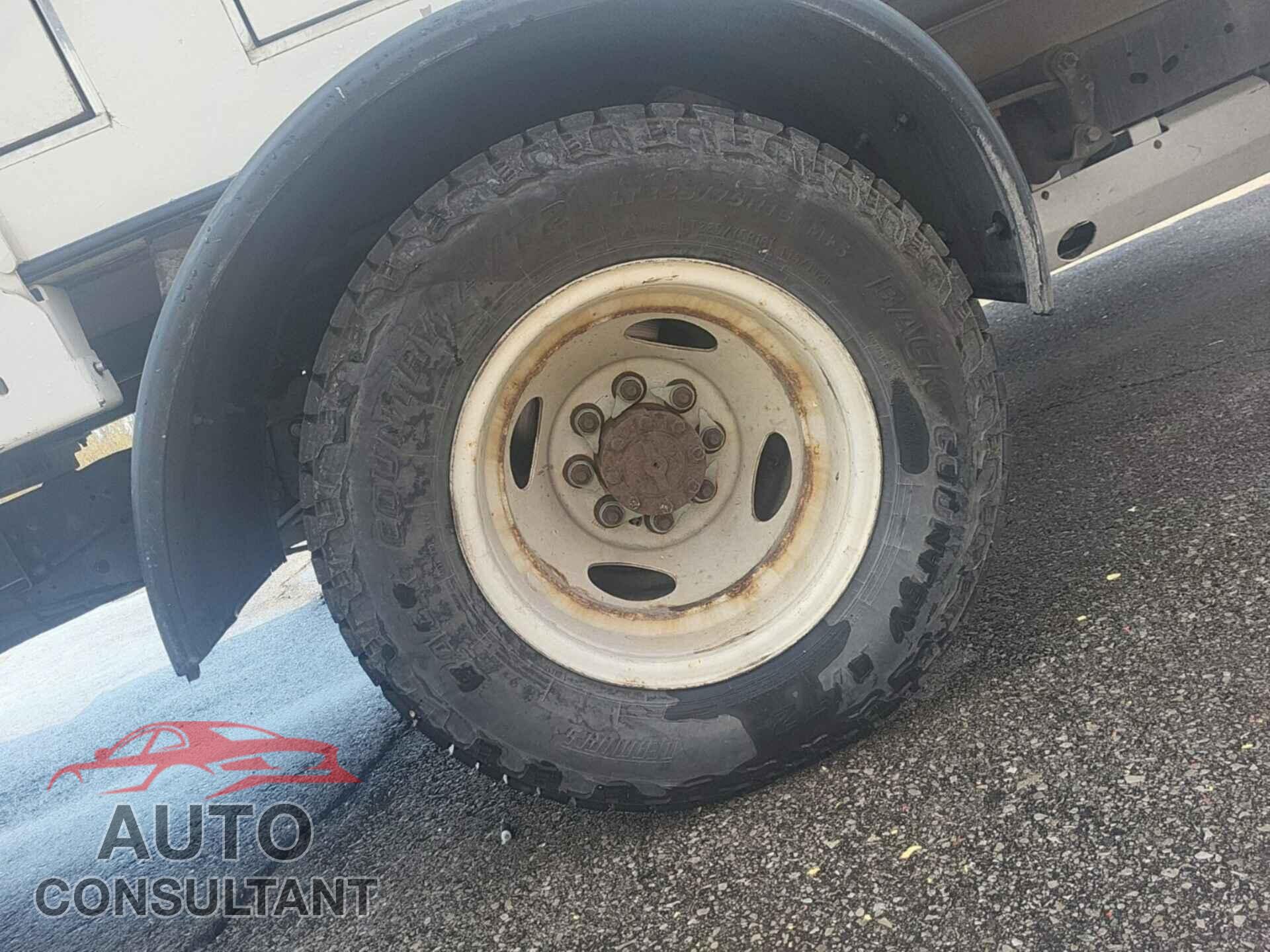 FORD E-450 CUTAWAY 2017 - 1FDXE4FS9HDC69100