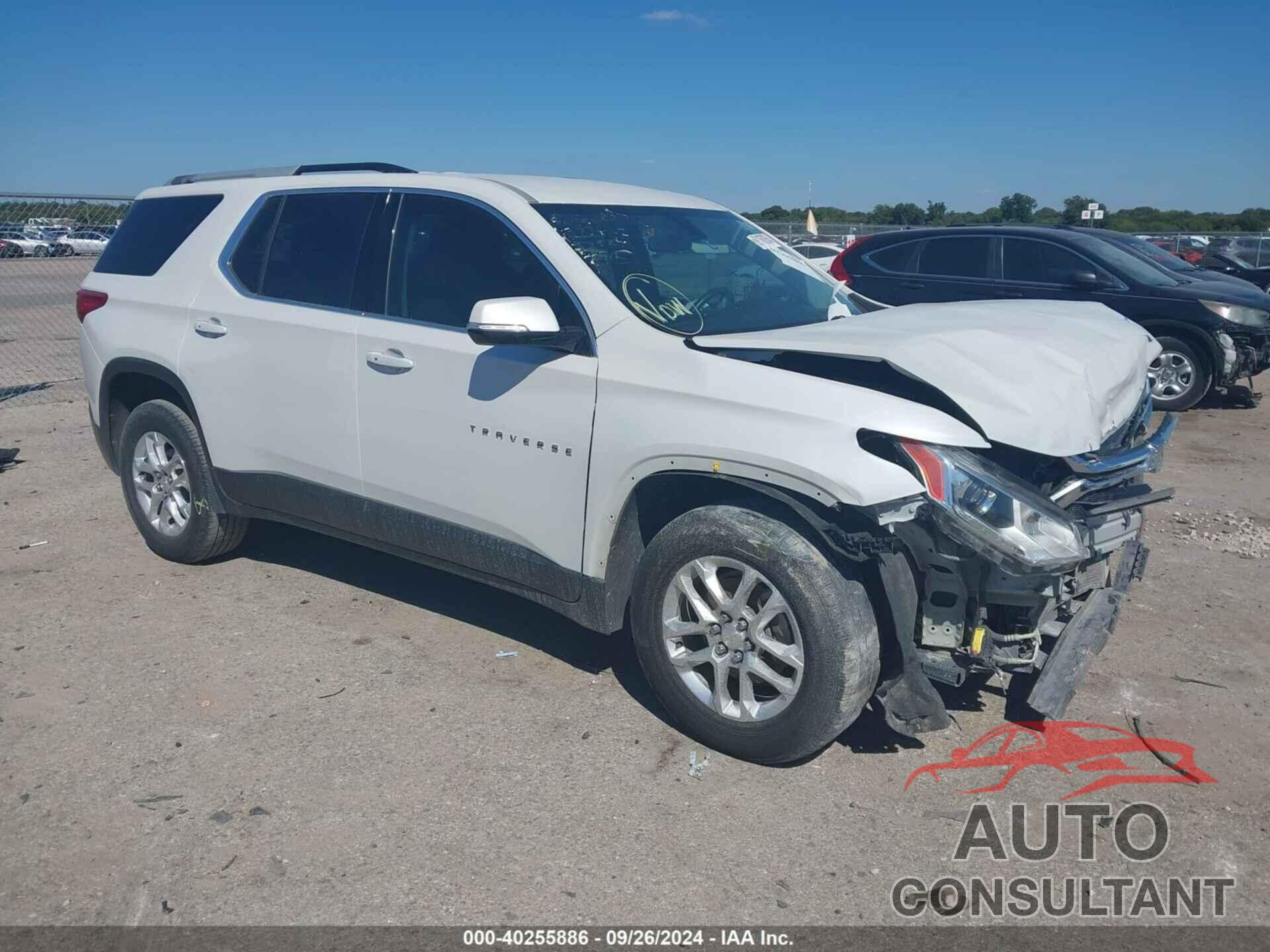 CHEVROLET TRAVERSE 2018 - 1GNERGKW3JJ104328