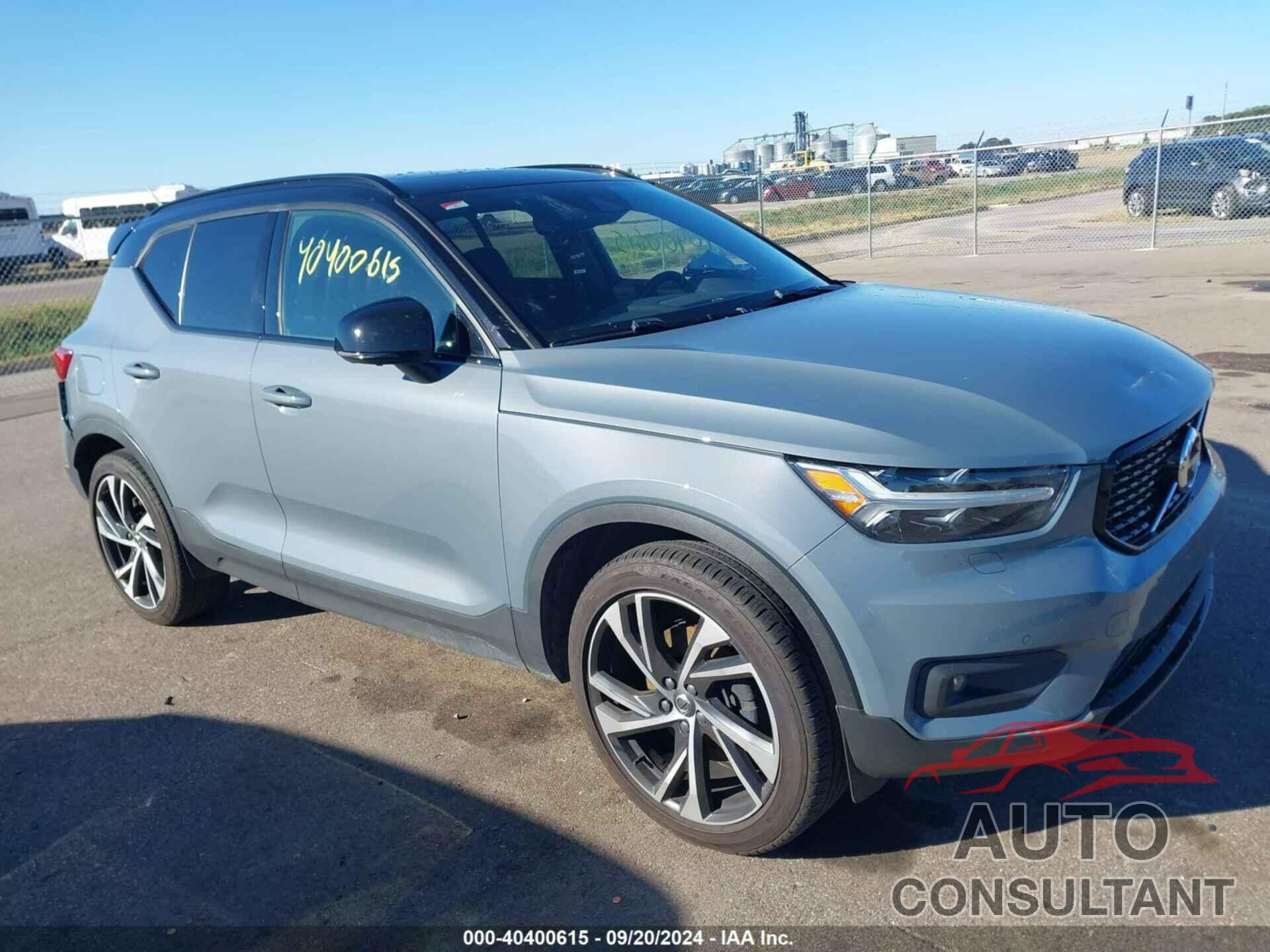 VOLVO XC40 2021 - YV4162UMXM2439161