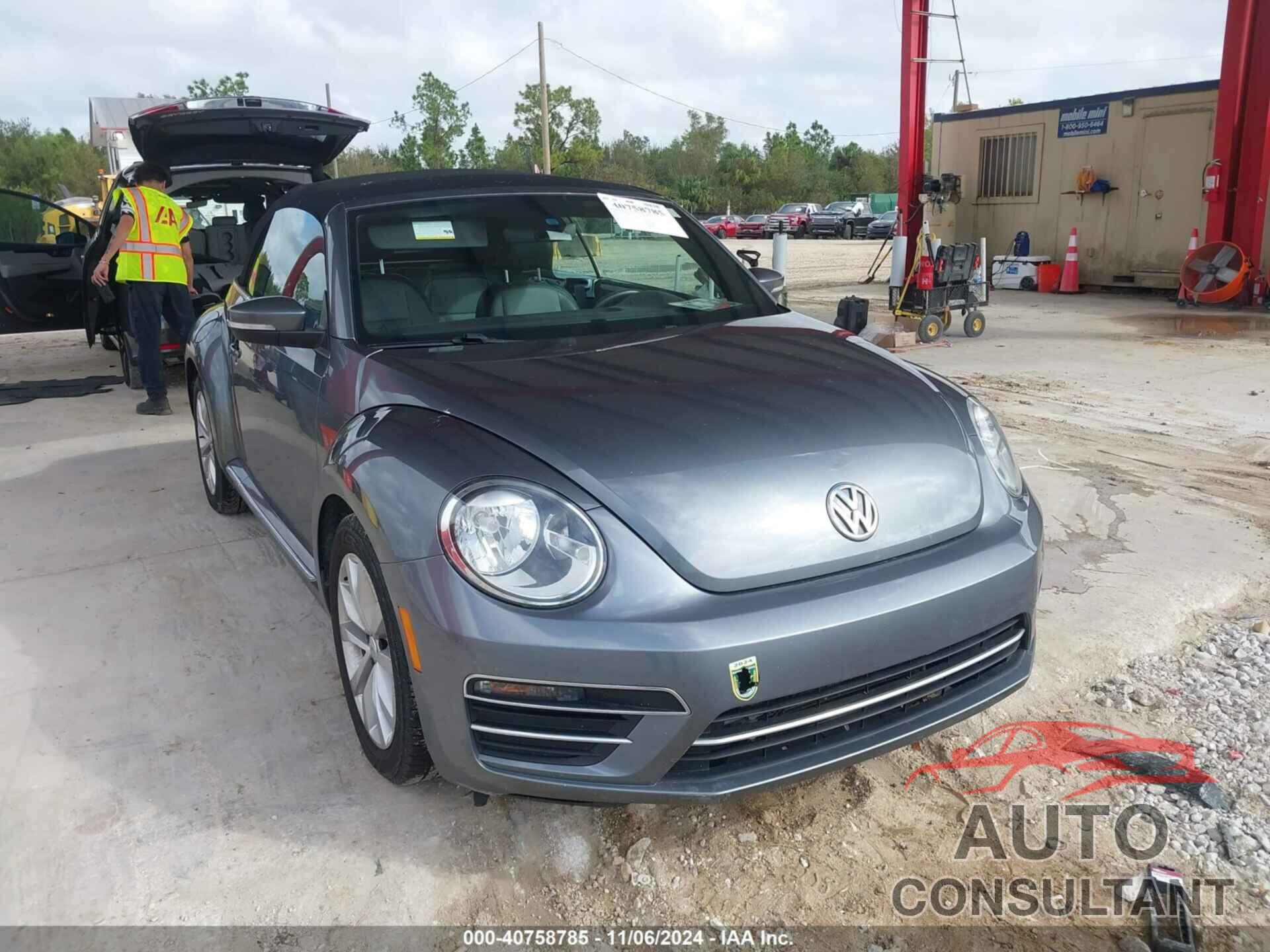 VOLKSWAGEN BEETLE 2017 - 3VW517AT2HM824205