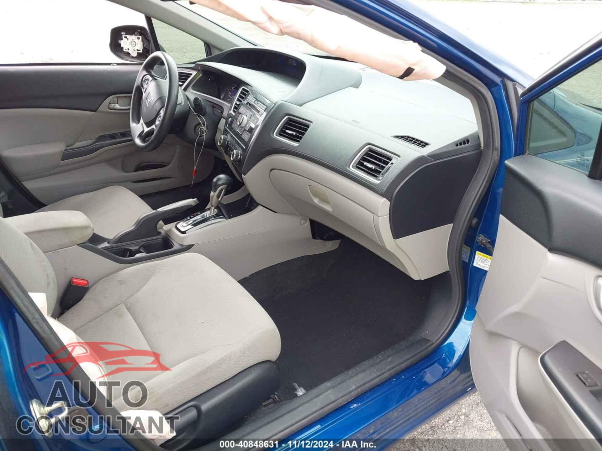 HONDA CIVIC 2013 - 19XFB2F59DE088336