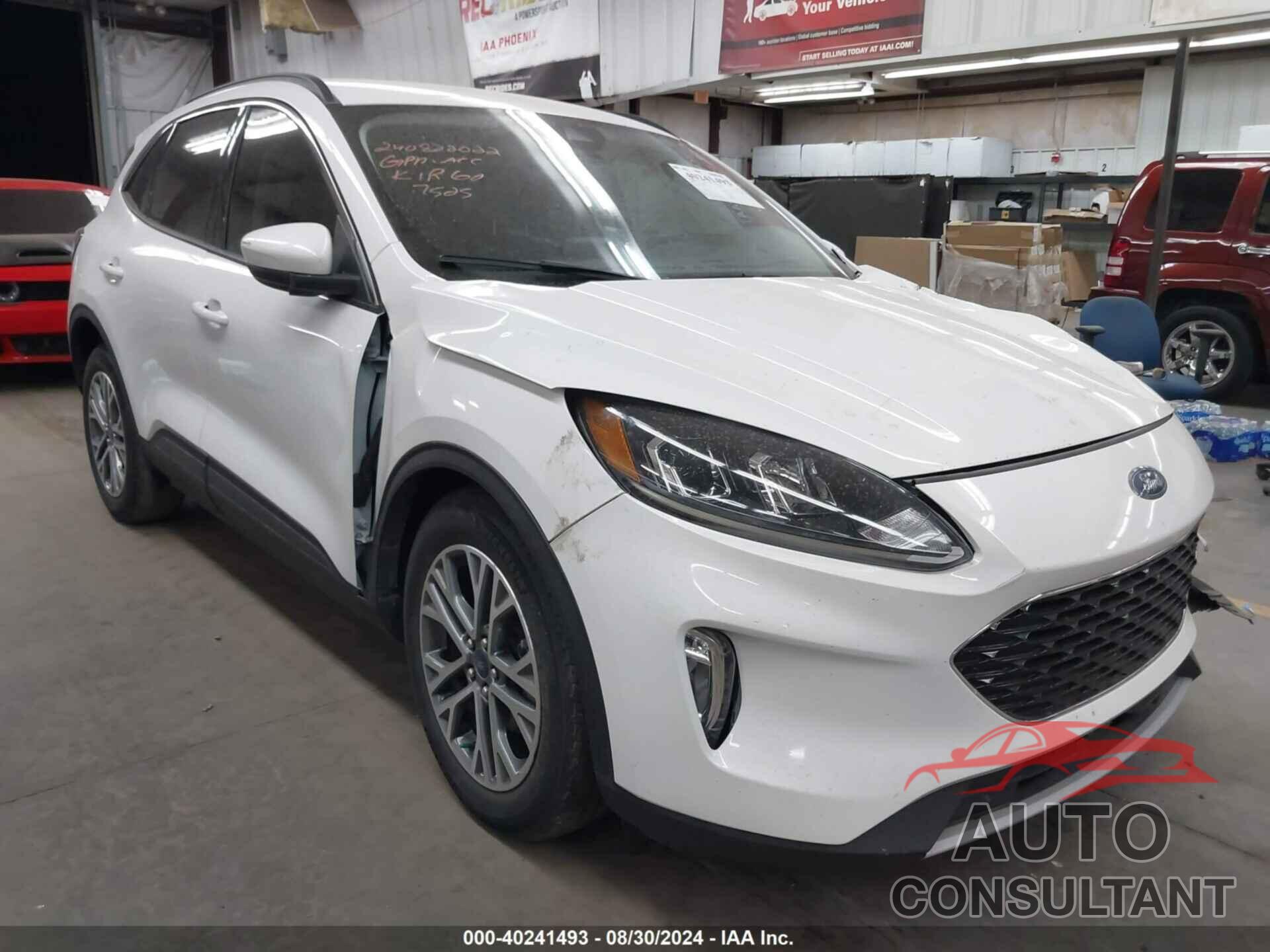 FORD ESCAPE 2021 - 1FMCU0H69MUA27525