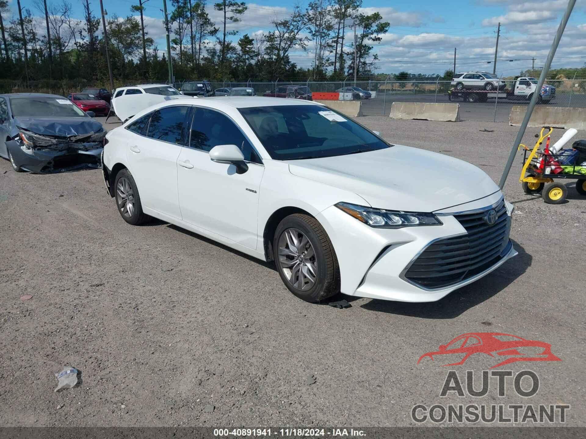 TOYOTA AVALON HYBRID 2019 - 4T1B21FB2KU008609