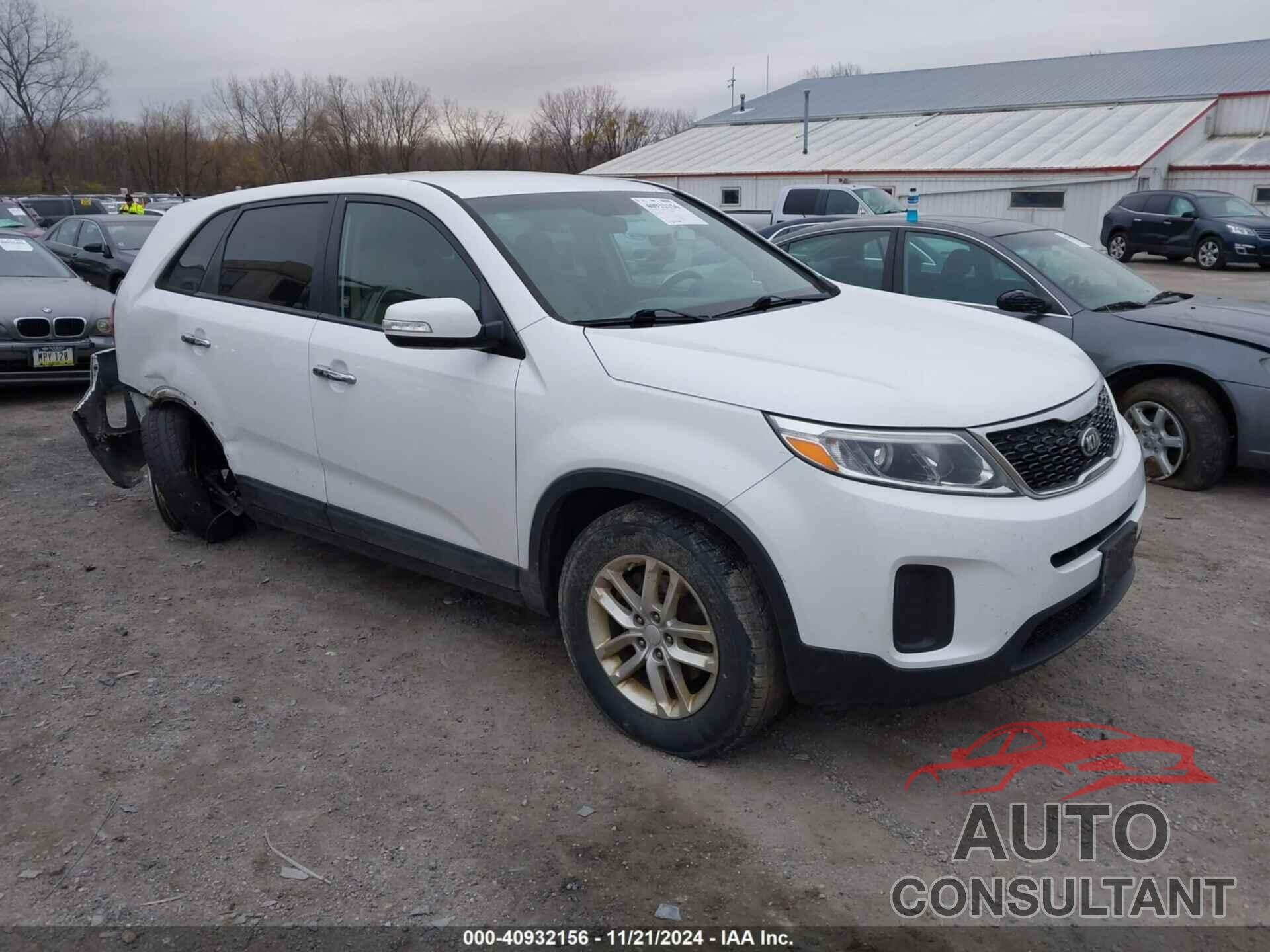 KIA SORENTO 2015 - 5XYKT3A65FG630992