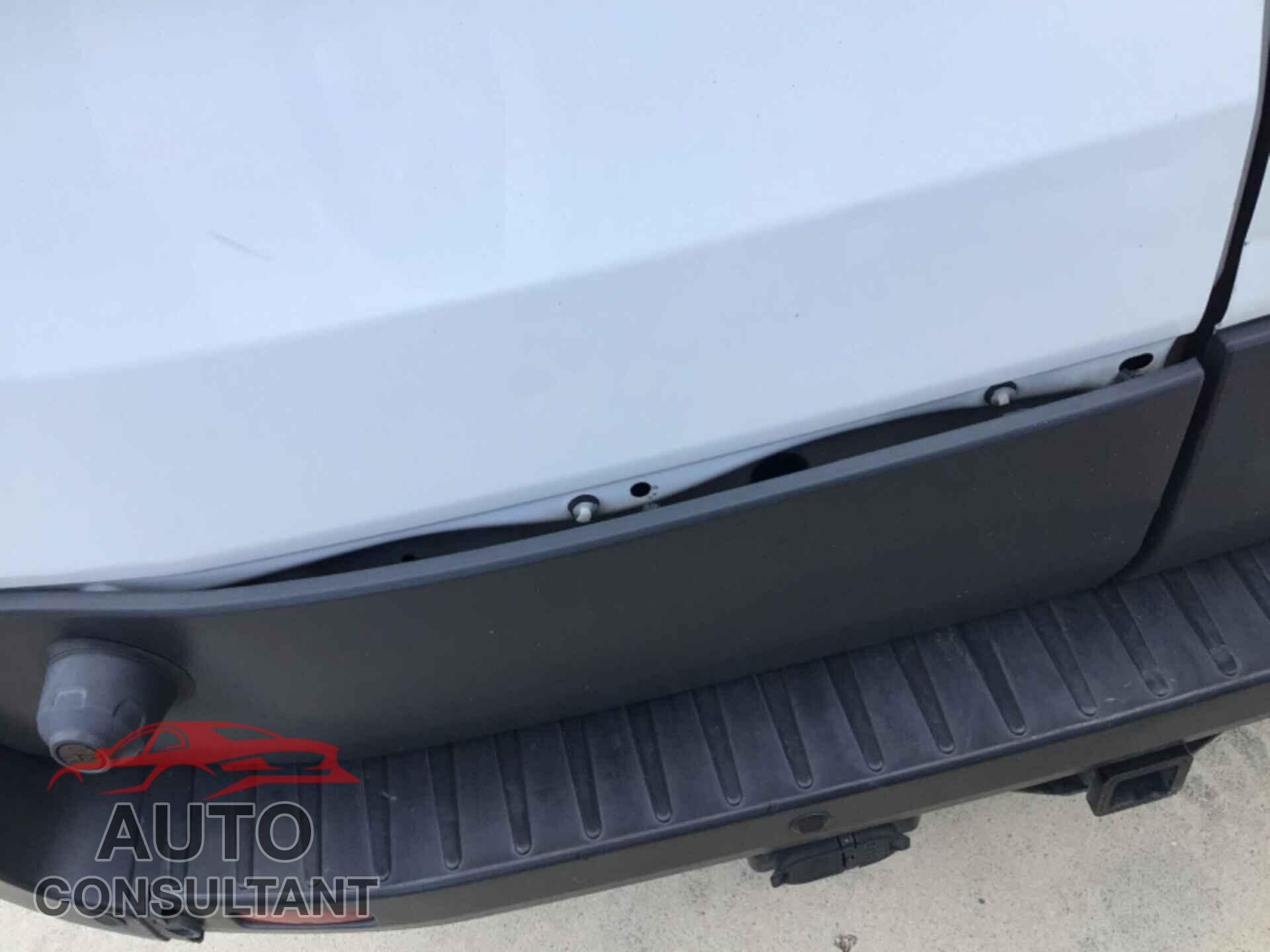 FORD TRANSIT 2018 - 1FTYR2CM6JKA17233